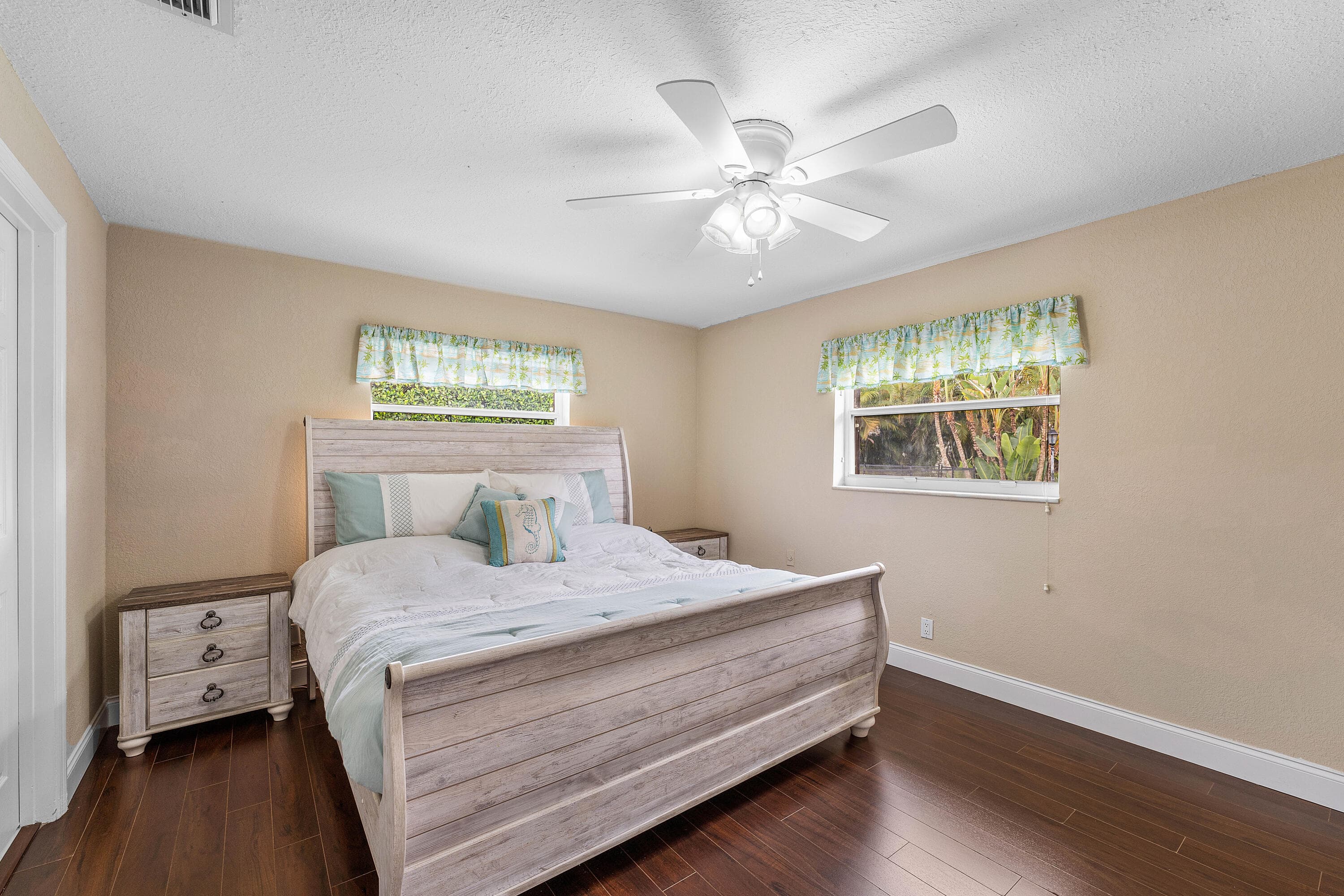 4025 NW 105th Avenue, Coral Springs, FL 33065 — photo 15 of 19
