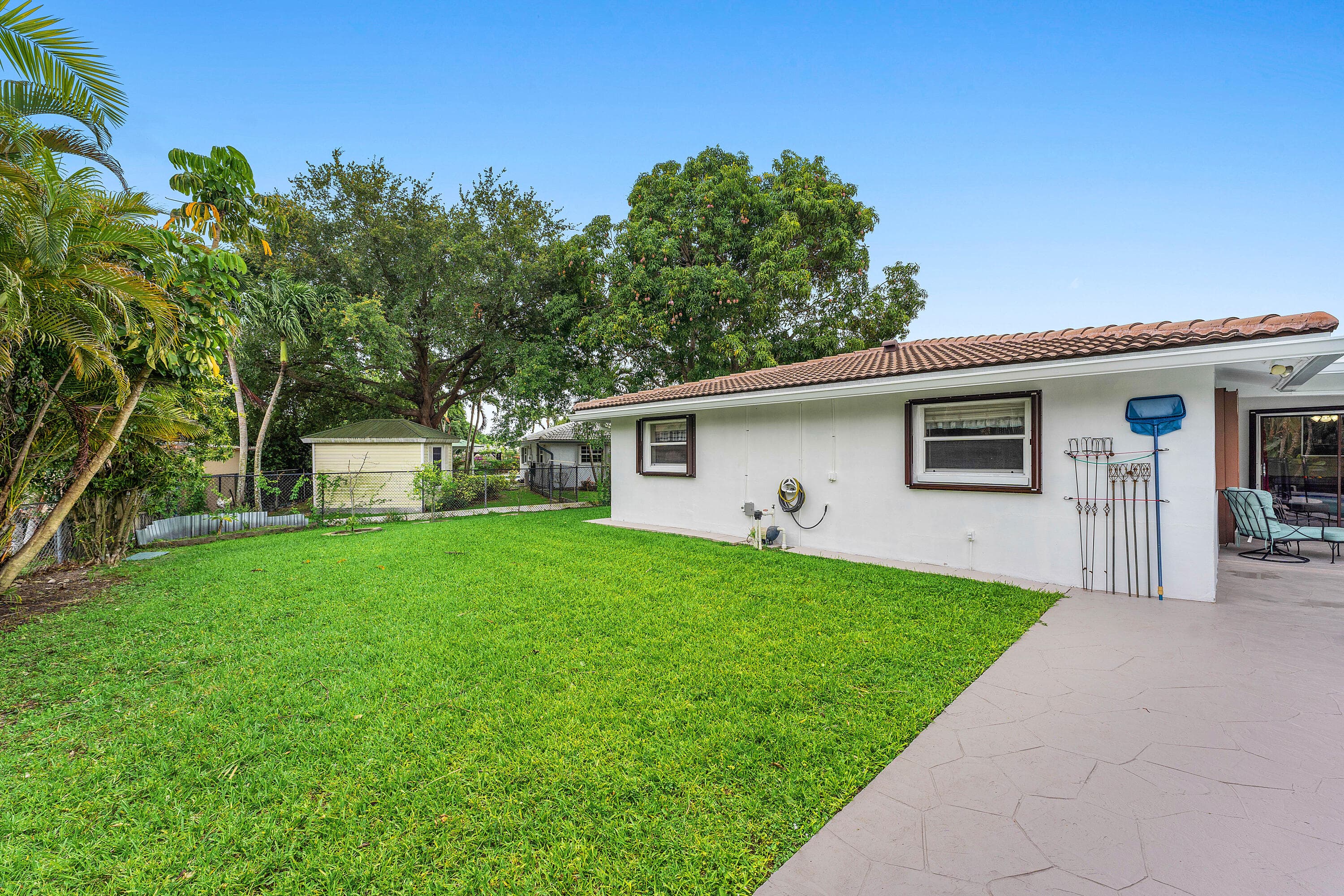 4025 NW 105th Avenue, Coral Springs, FL 33065 — photo 9 of 19