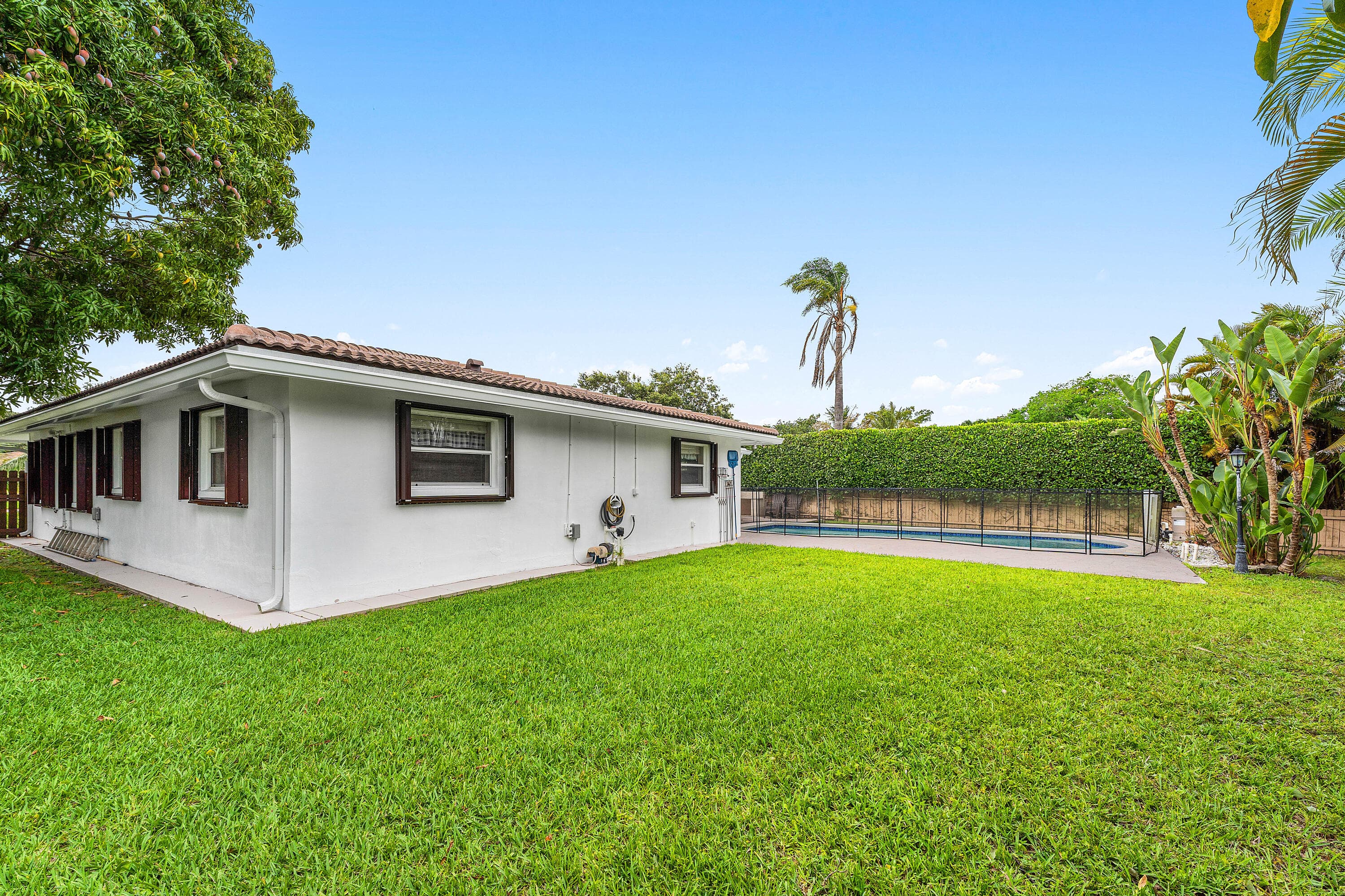 4025 NW 105th Avenue, Coral Springs, FL 33065 — photo 10 of 19