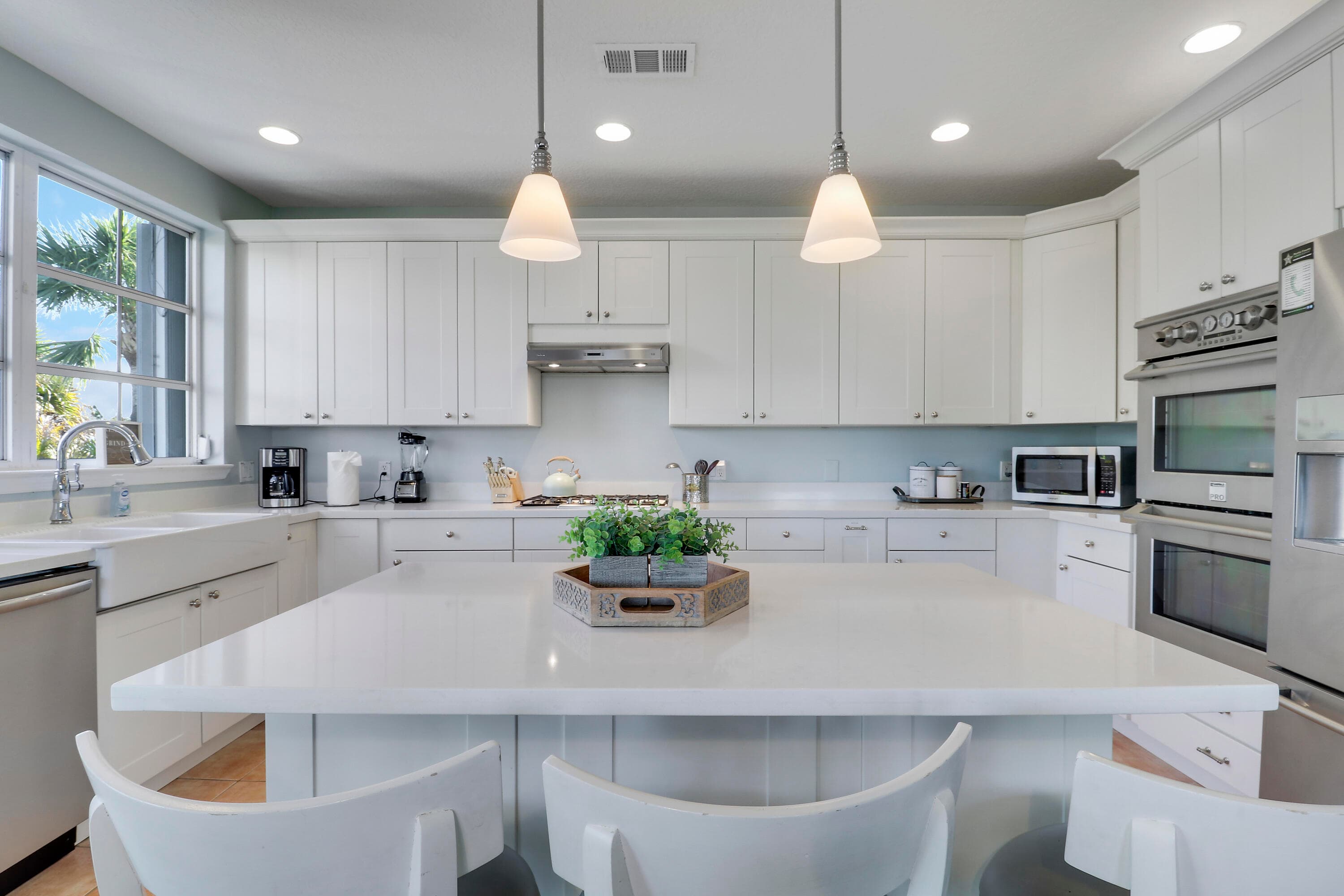 3392 NE Skyline Drive, Jensen Beach, FL 34957 — photo 17 of 48