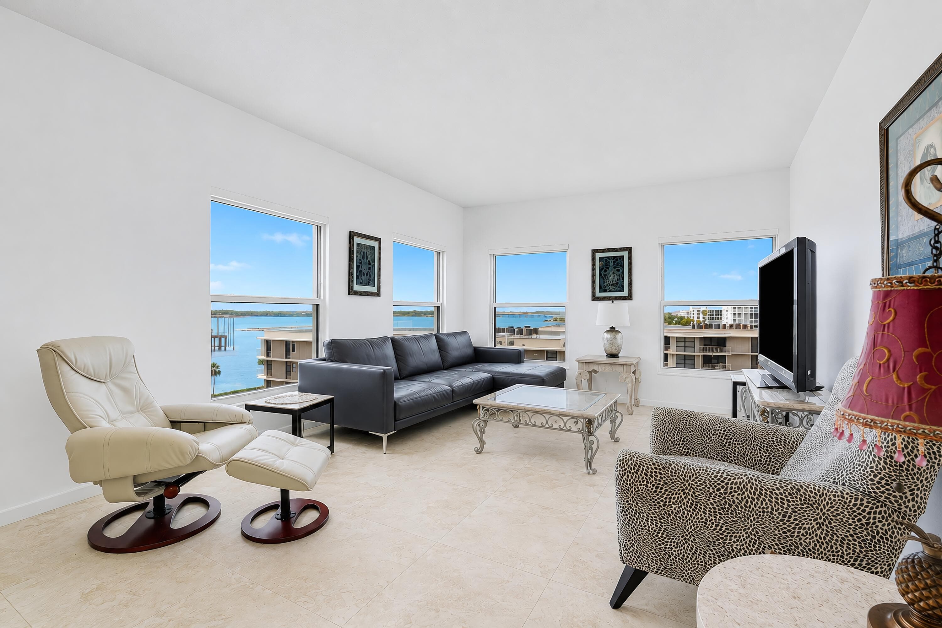 3230 S Ocean Boulevard D-607, Palm Beach, FL 33480 — photo 2 of 31