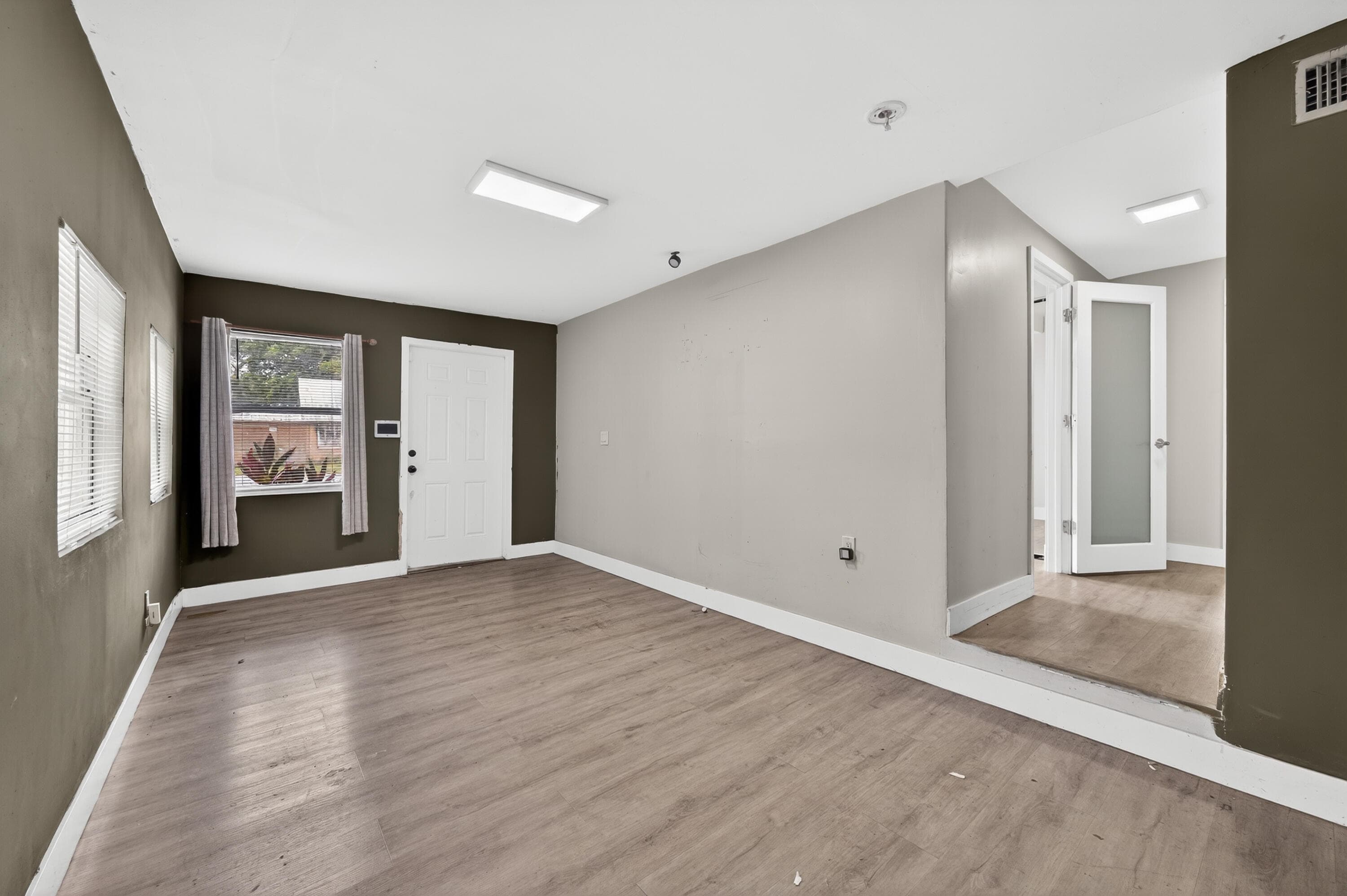 716 Citrus Avenue, Fort Pierce, FL 34950 — photo 4 of 19