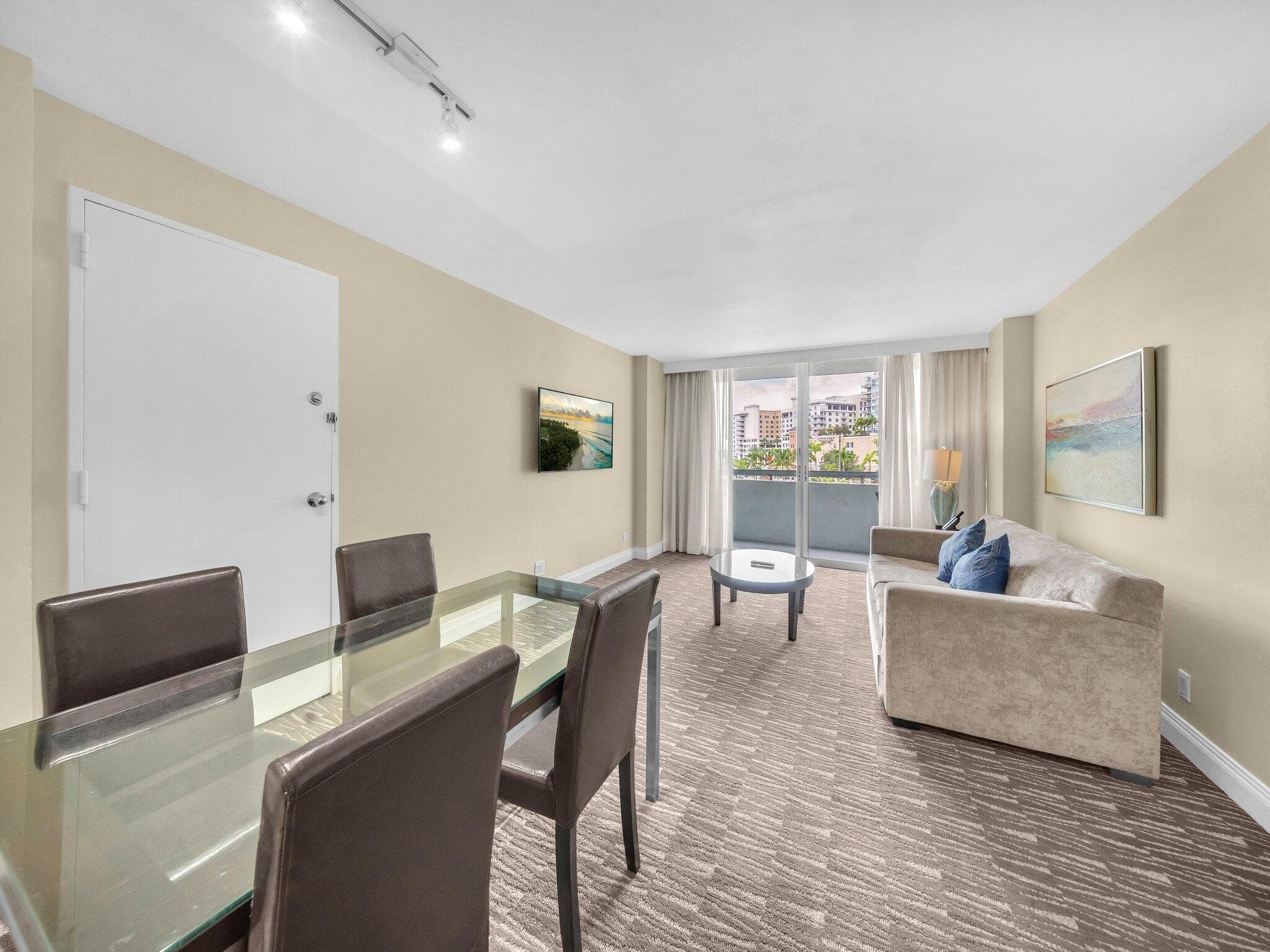 2670 E Sunrise Boulevard 319, Fort Lauderdale, FL 33304 — photo 6 of 29