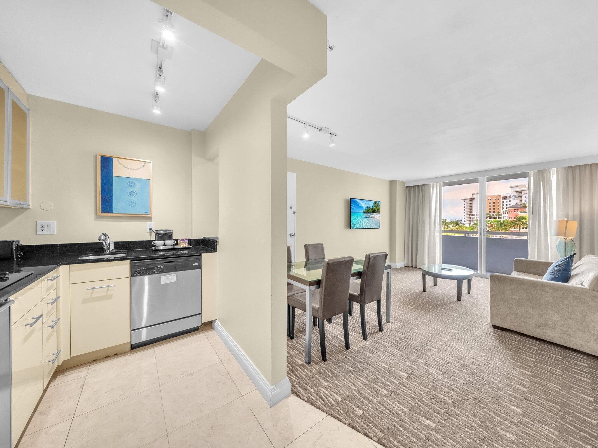 2670 E Sunrise Boulevard 319, Fort Lauderdale, FL 33304 — photo 3 of 29