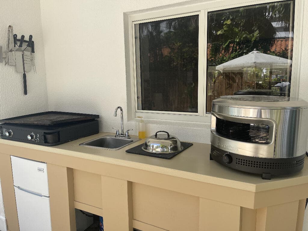 2200 NE 32nd Avenue, Fort Lauderdale, FL 33305 — photo 10 of 15