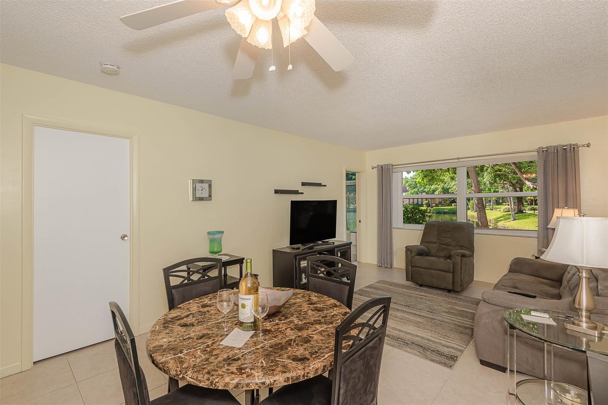 3431 NW 50th Avenue 104, Lauderdale Lakes, FL 33319 — photo 14 of 34
