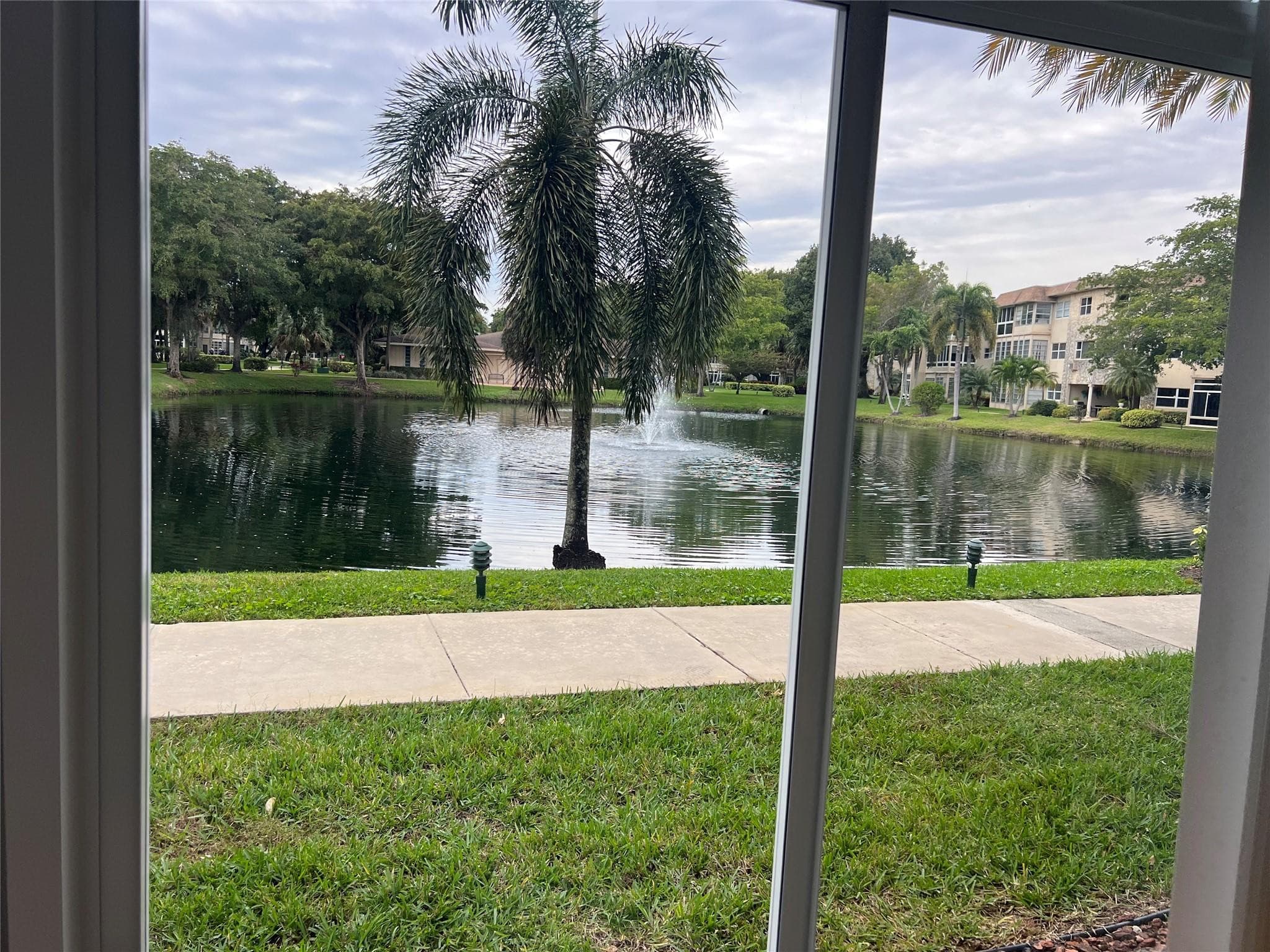 3431 NW 50th Avenue 104, Lauderdale Lakes, FL 33319 — photo 29 of 34