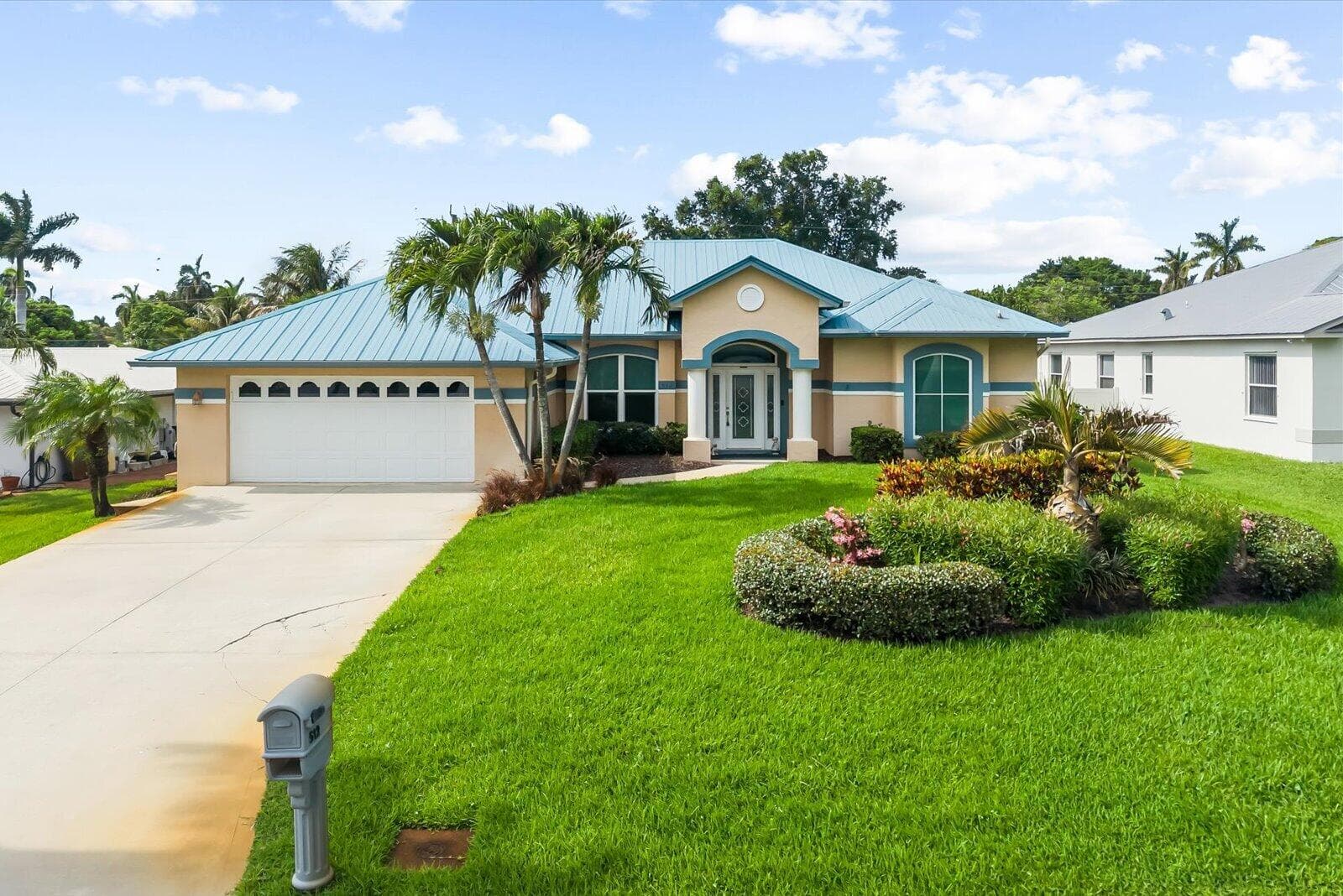 512 SW South Carolina Drive, Stuart, FL 34994 — photo 1 of 59