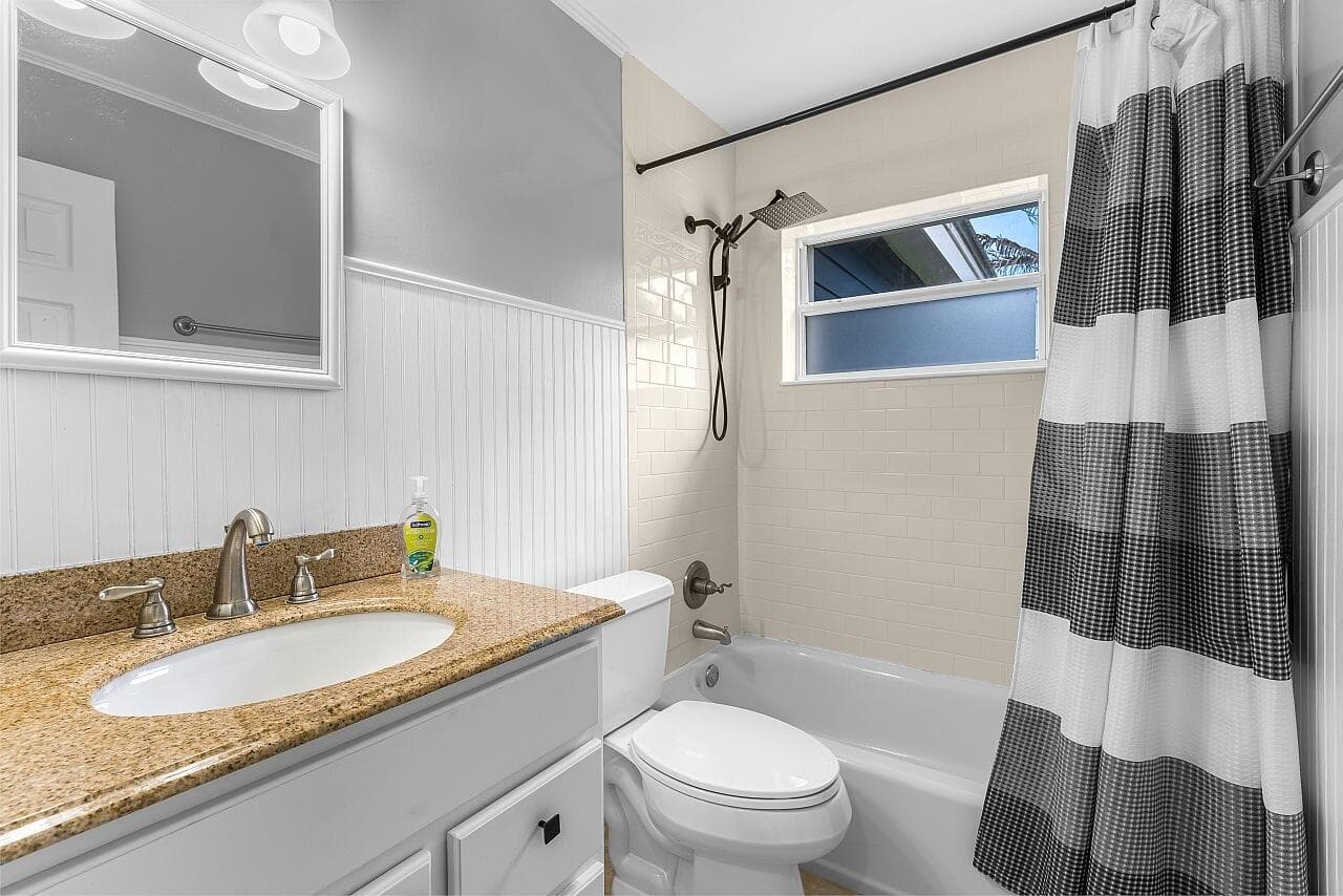 926 37th Avenue, Vero Beach, FL 32960 — photo 17 of 29