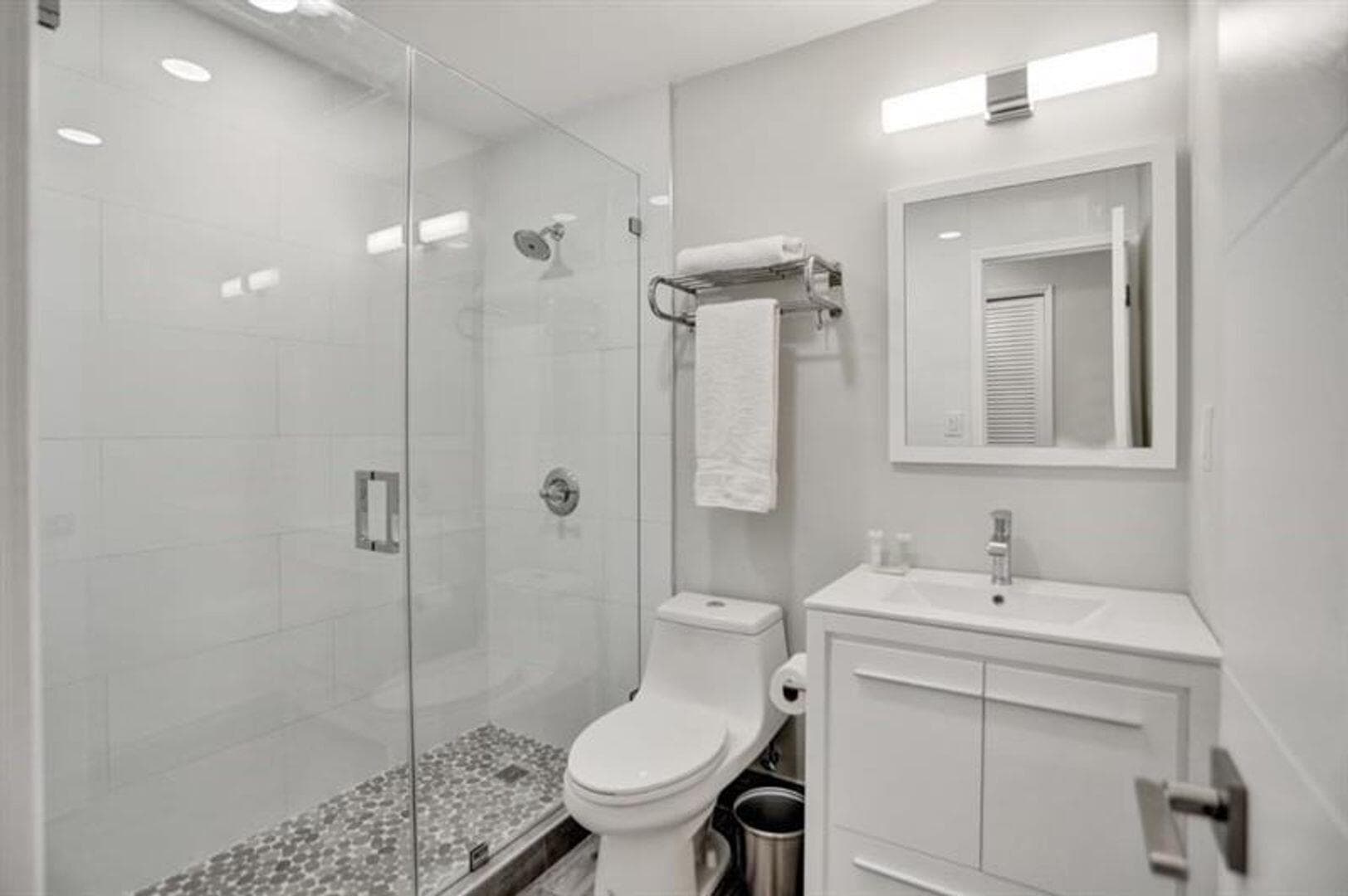 3220 SE 11th Street A, Pompano Beach, FL 33062 — photo 3 of 14