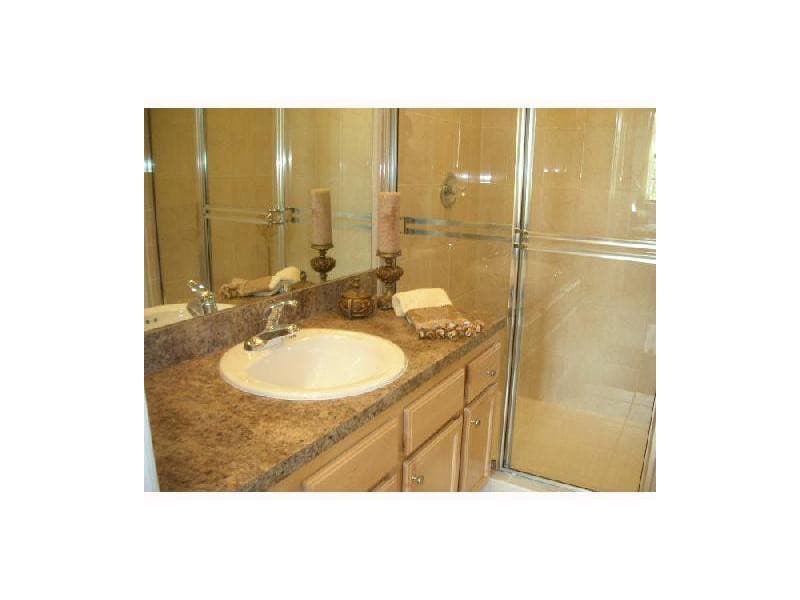 6729 Coral Lake Drive 6729, Margate, FL 33063 — photo 10 of 36