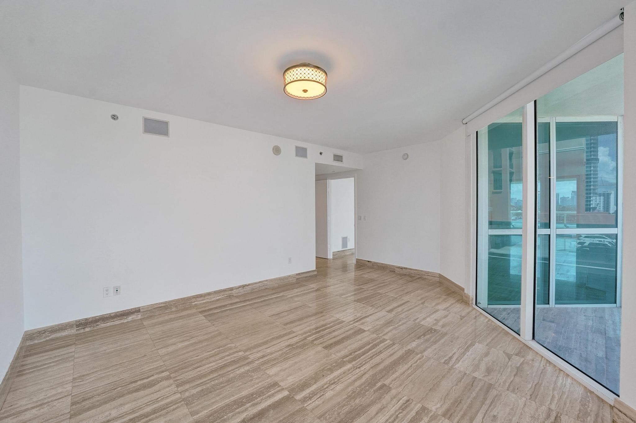 101 S Fort Lauderdale Beach Boulevard 806, Fort Lauderdale, FL 33316 — photo 17 of 74