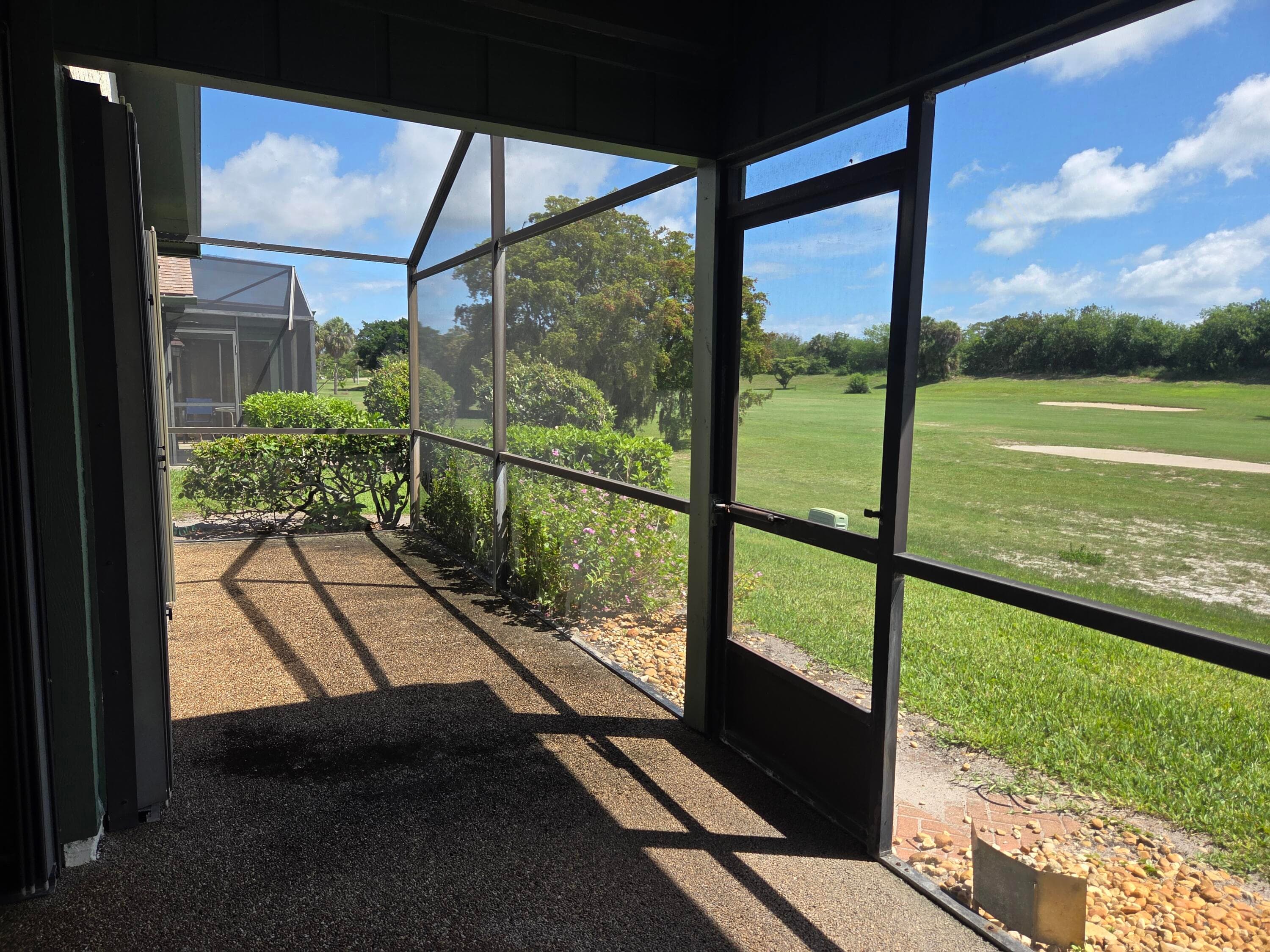 6856 SE Bunker Hill Drive, Hobe Sound, FL 33455 — photo 18 of 24
