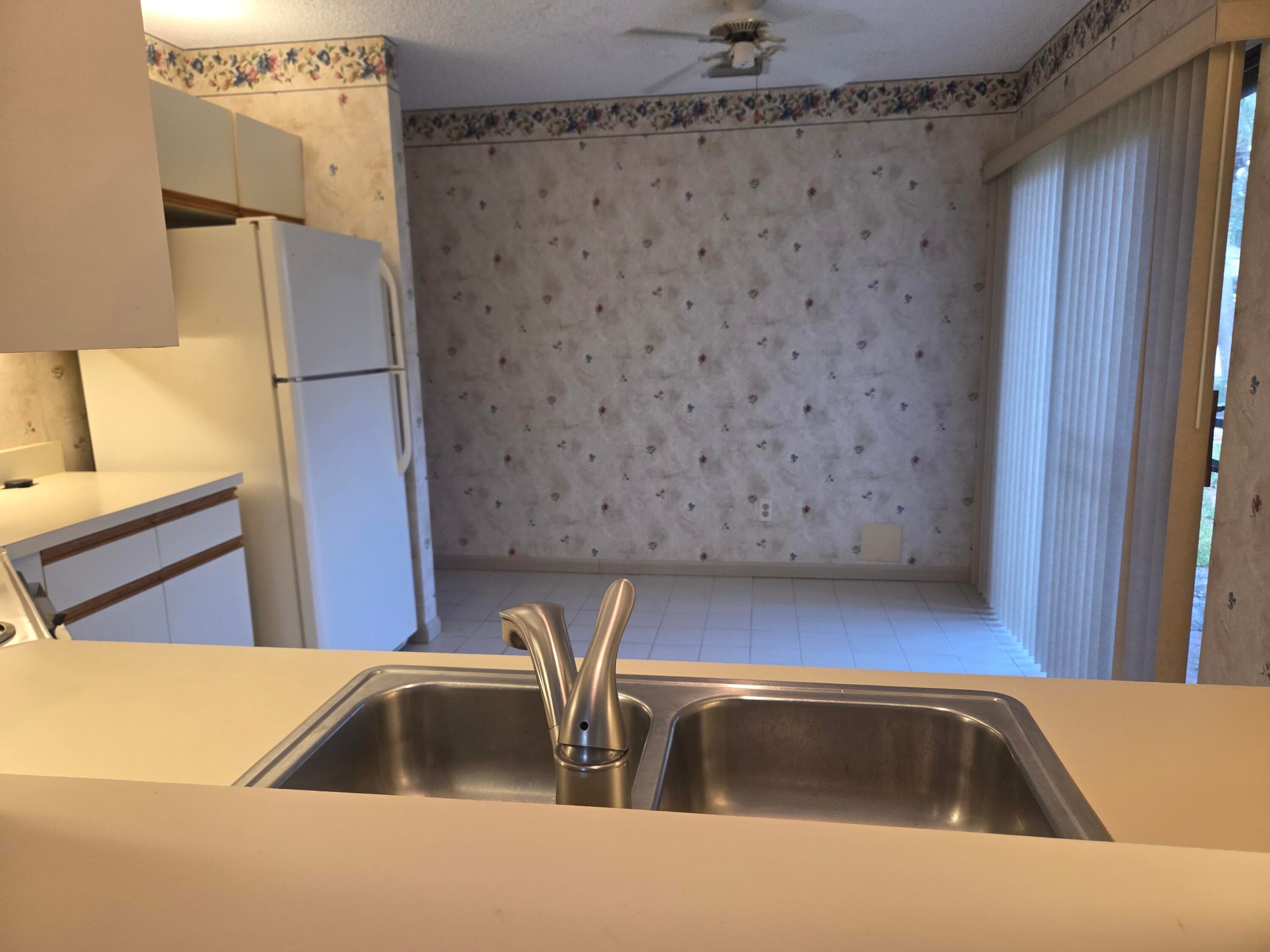 6856 SE Bunker Hill Drive, Hobe Sound, FL 33455 — photo 5 of 24