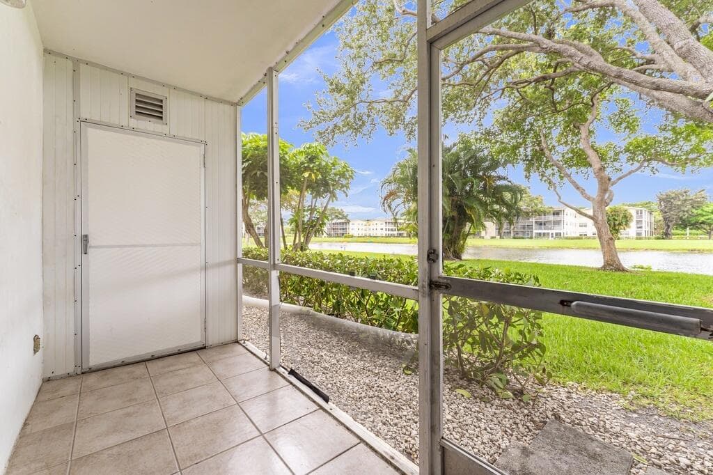 297 Dorset H, Boca Raton, FL 33434 — photo 27 of 36