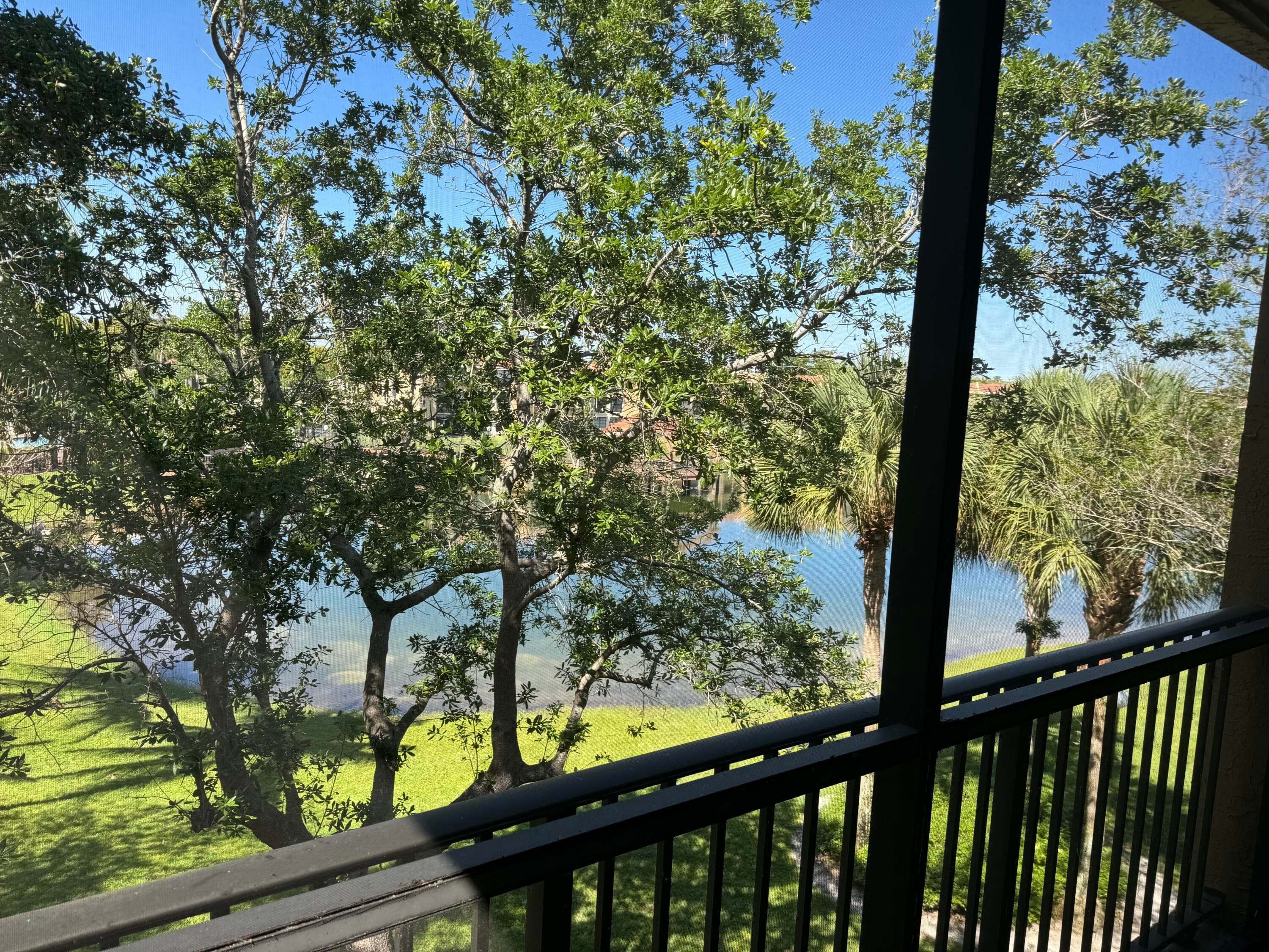 6729 Coral Lake Drive 6729, Margate, FL 33063 — photo 33 of 36