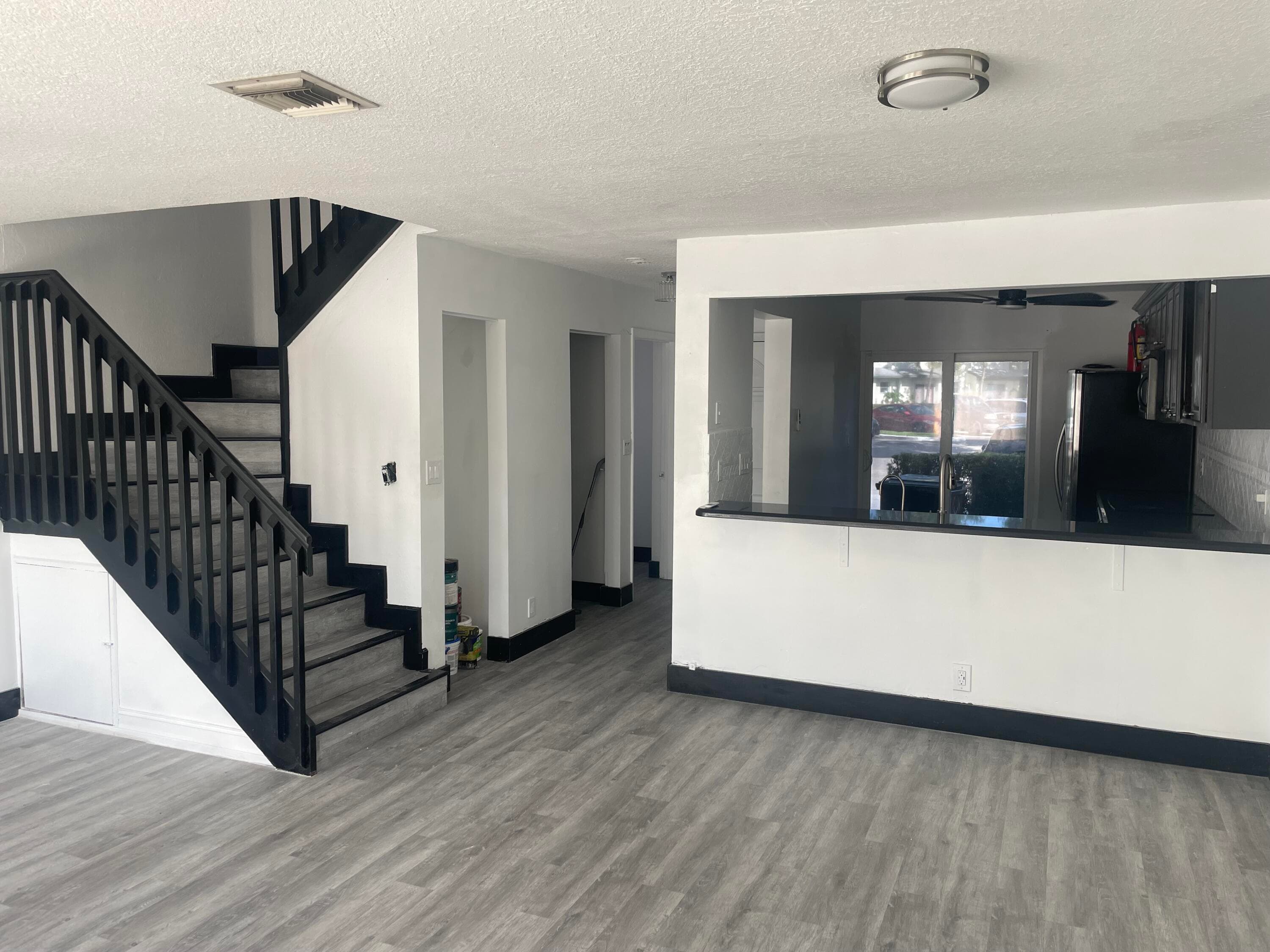 817 Crystal Lake Drive, Deerfield Beach, FL 33064 — photo 10 of 19