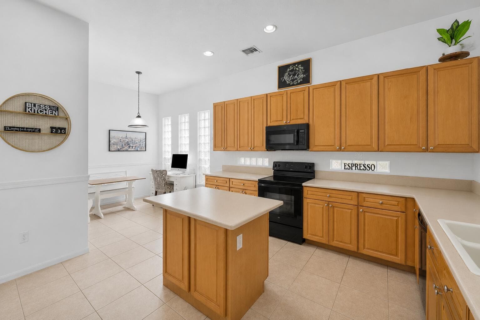 140 Bellezza Terrace, Royal Palm Beach, FL 33411 — photo 10 of 39