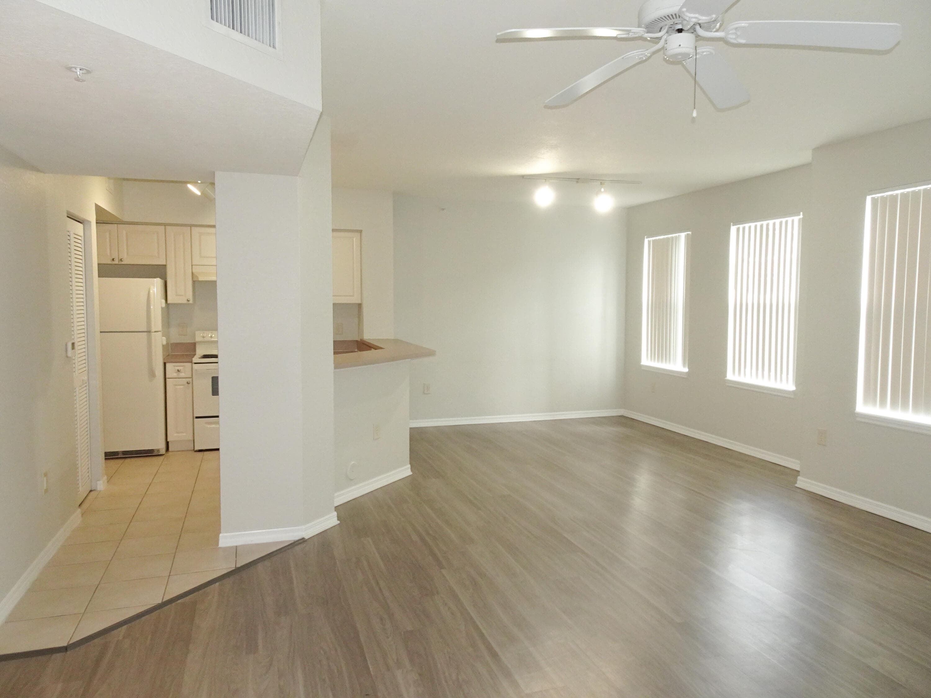 6460 W Sample Road 6460, Coral Springs, FL 33067 — photo 4 of 20