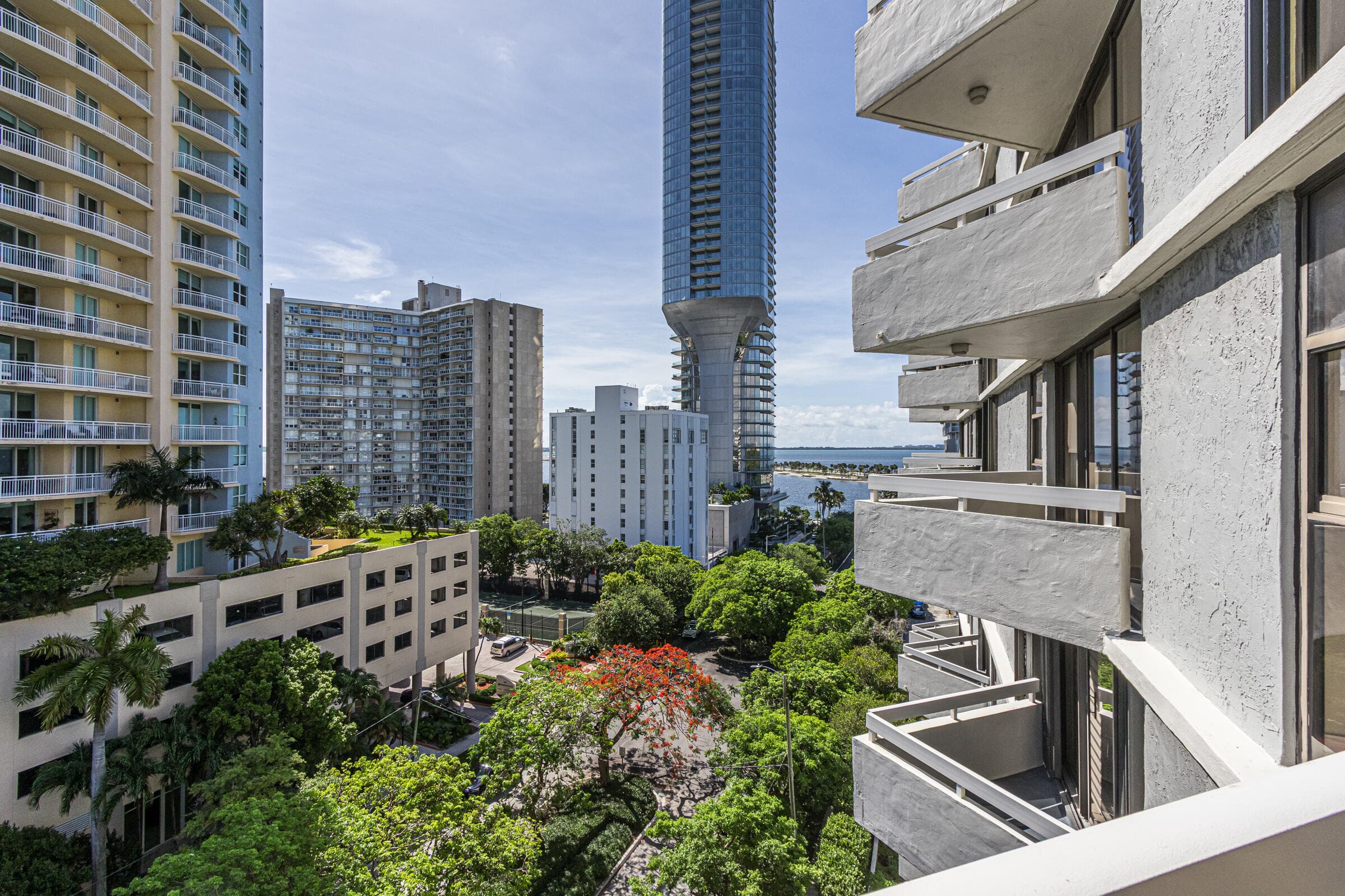 2501 Brickell Avenue 903, Miami, FL 33129 — photo 8 of 43