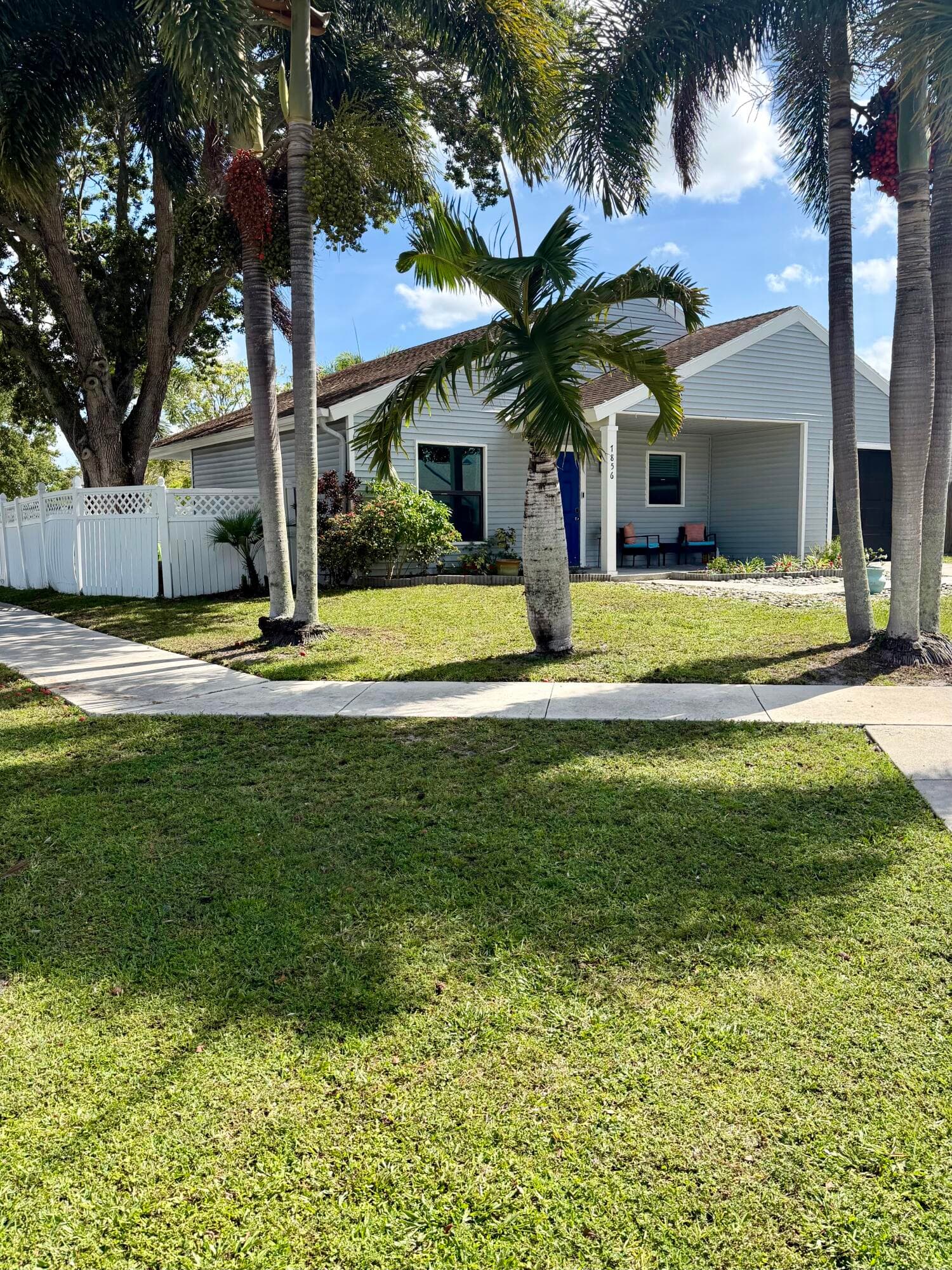7856 Blackwood Lane, Lake Worth, FL 33467 — photo 2 of 23