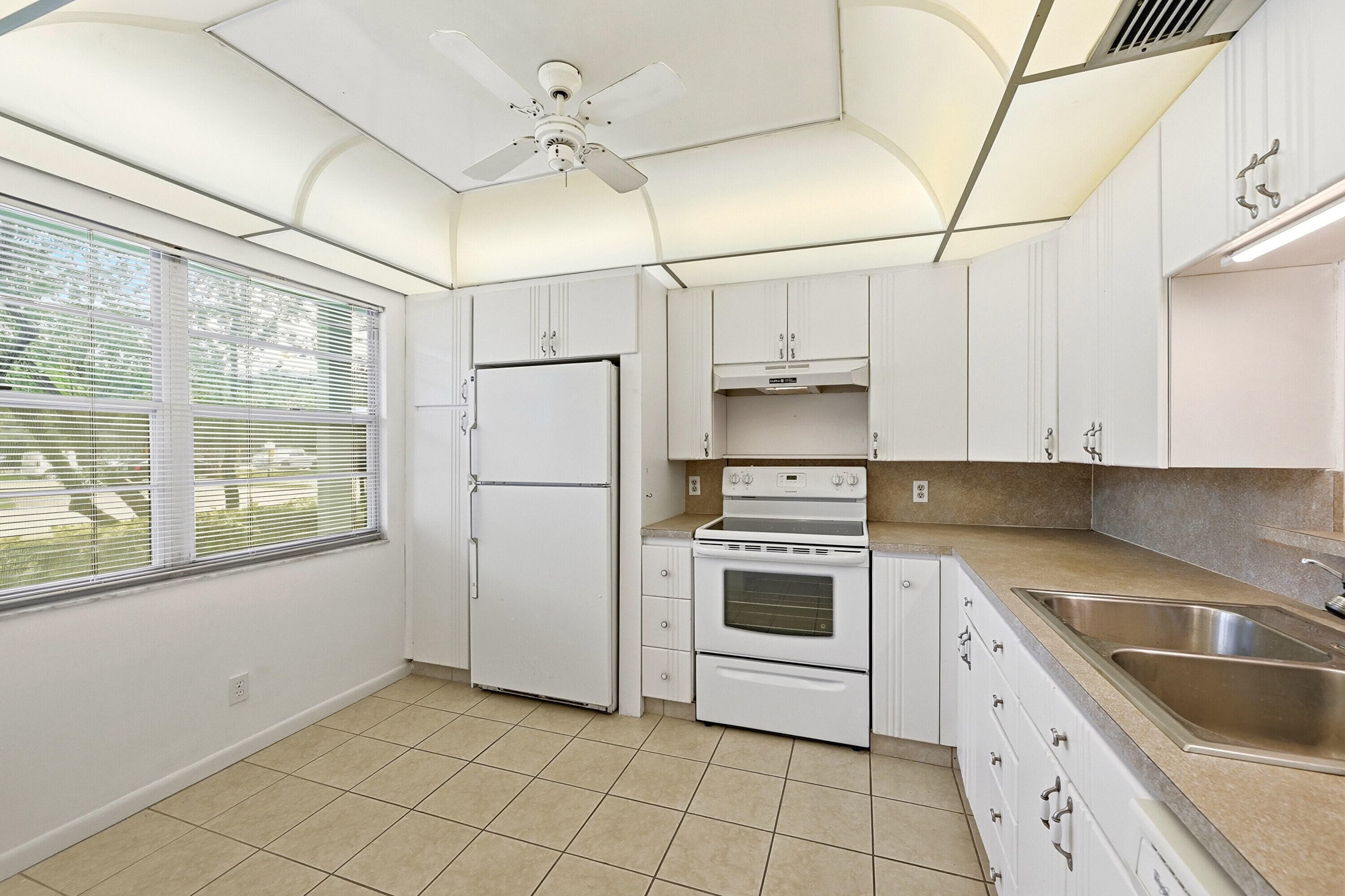 3004 Portofino Isle G1, Coconut Creek, FL 33066 — photo 18 of 52