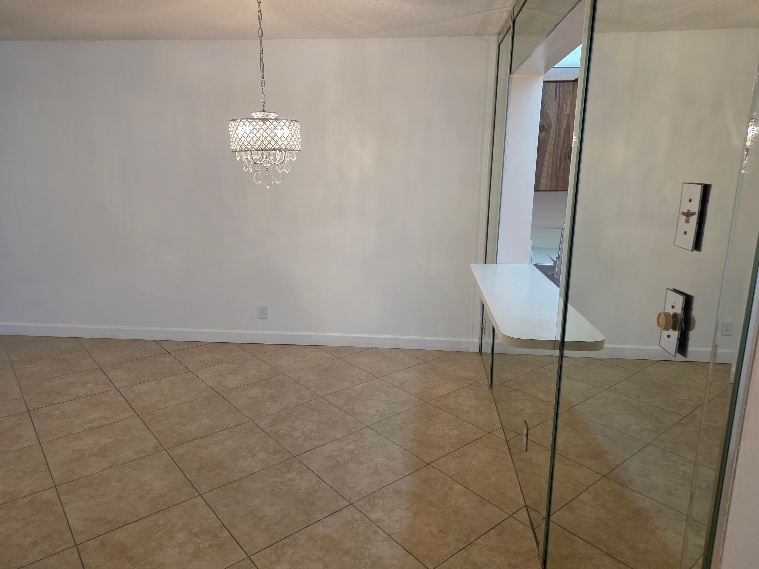 170 SE 7th Street SE 301, Deerfield Beach, FL 33441 — photo 20 of 35