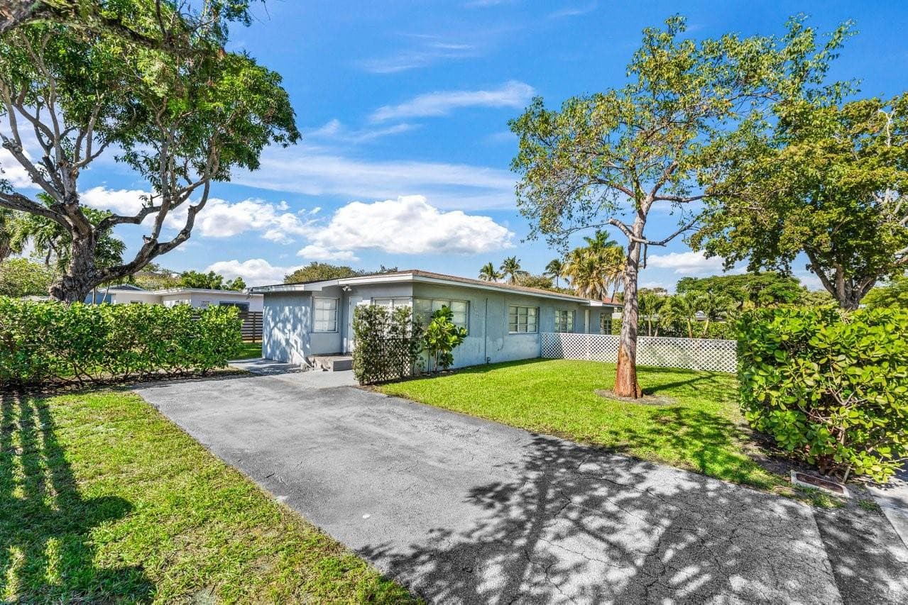 1001-1003 SW 4th Avenue 1-2, Fort Lauderdale, FL 33315 — photo 2 of 29