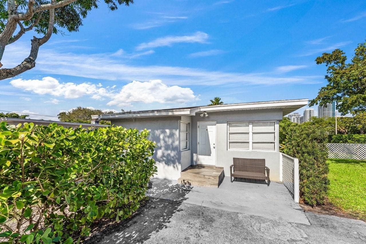1001-1003 SW 4th Avenue 1-2, Fort Lauderdale, FL 33315 — photo 3 of 29