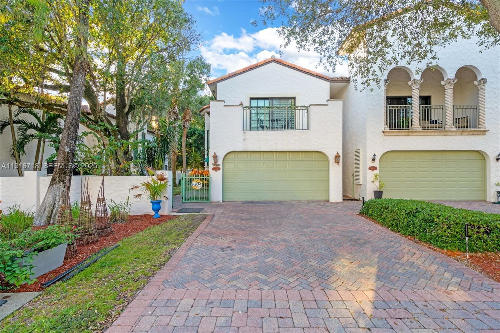 4419 Hidden Harbour Terrace 4419, Dania Beach, FL 33312 — photo 1 of 6