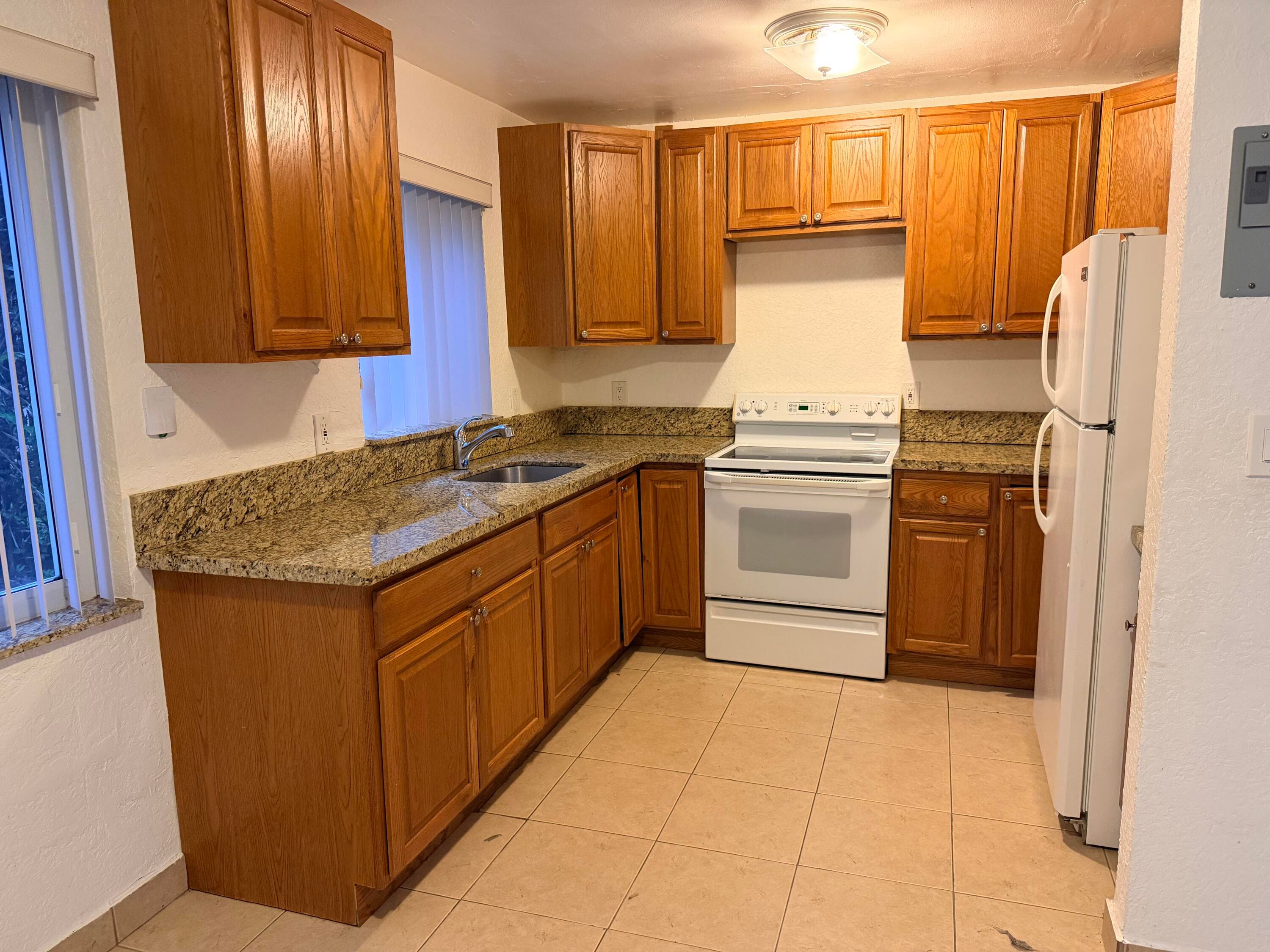 5271 SW 90th Way 1, Cooper City, FL 33328 — photo 2 of 6