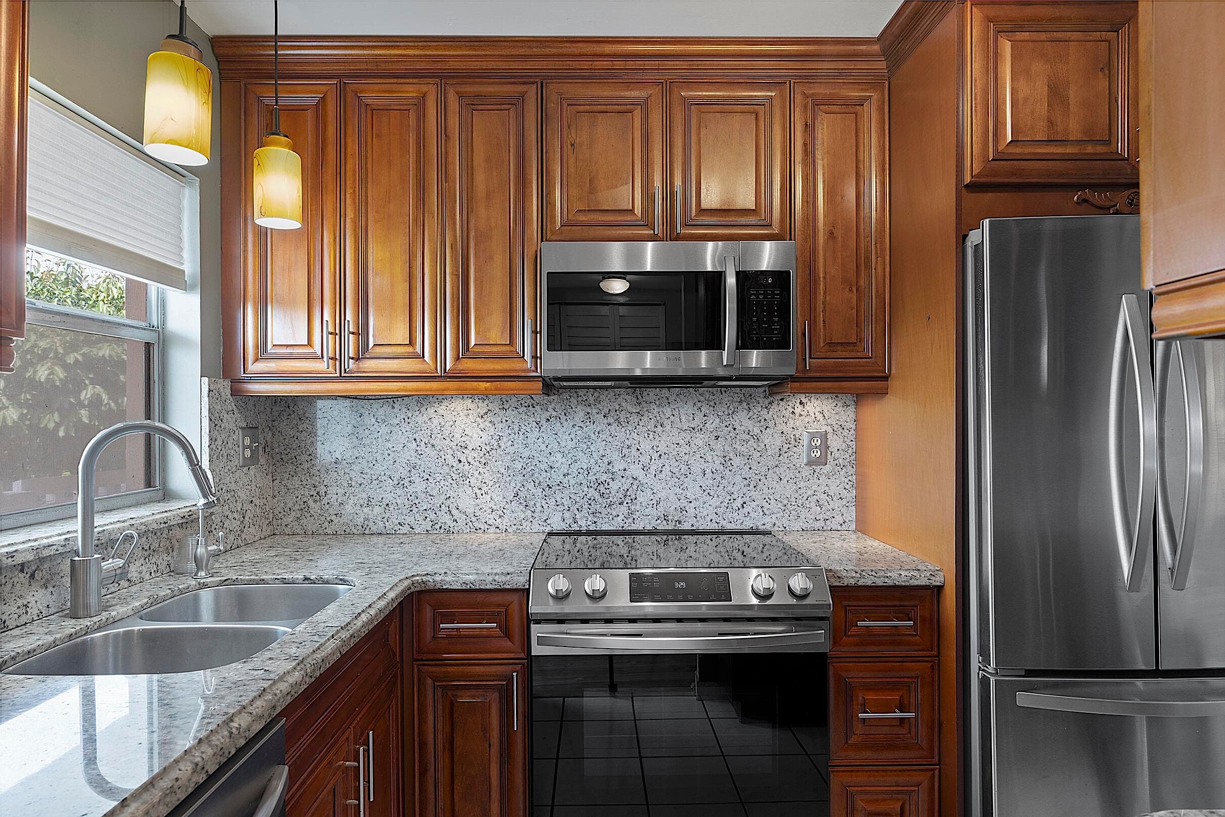 9370 Sunrise Lakes Boulevard 304, Sunrise, FL 33322 — photo 5 of 42