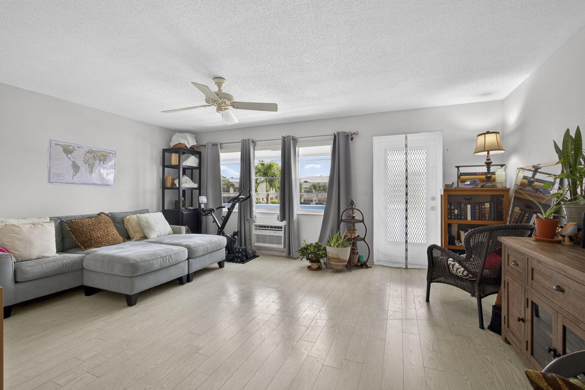 106 E Camden E, West Palm Beach, FL 33417 — photo 10 of 54