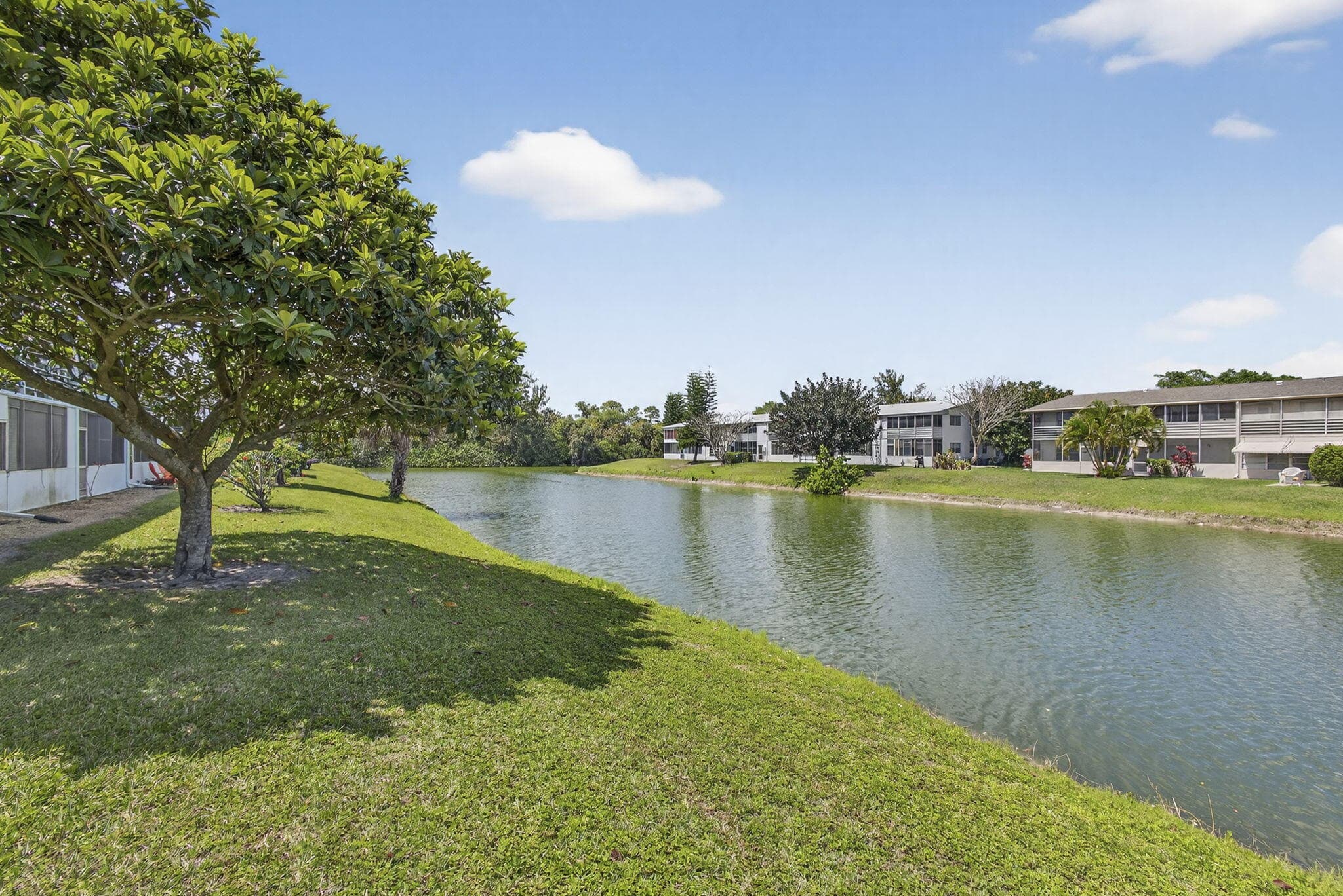 106 E Camden E, West Palm Beach, FL 33417 — photo 34 of 54