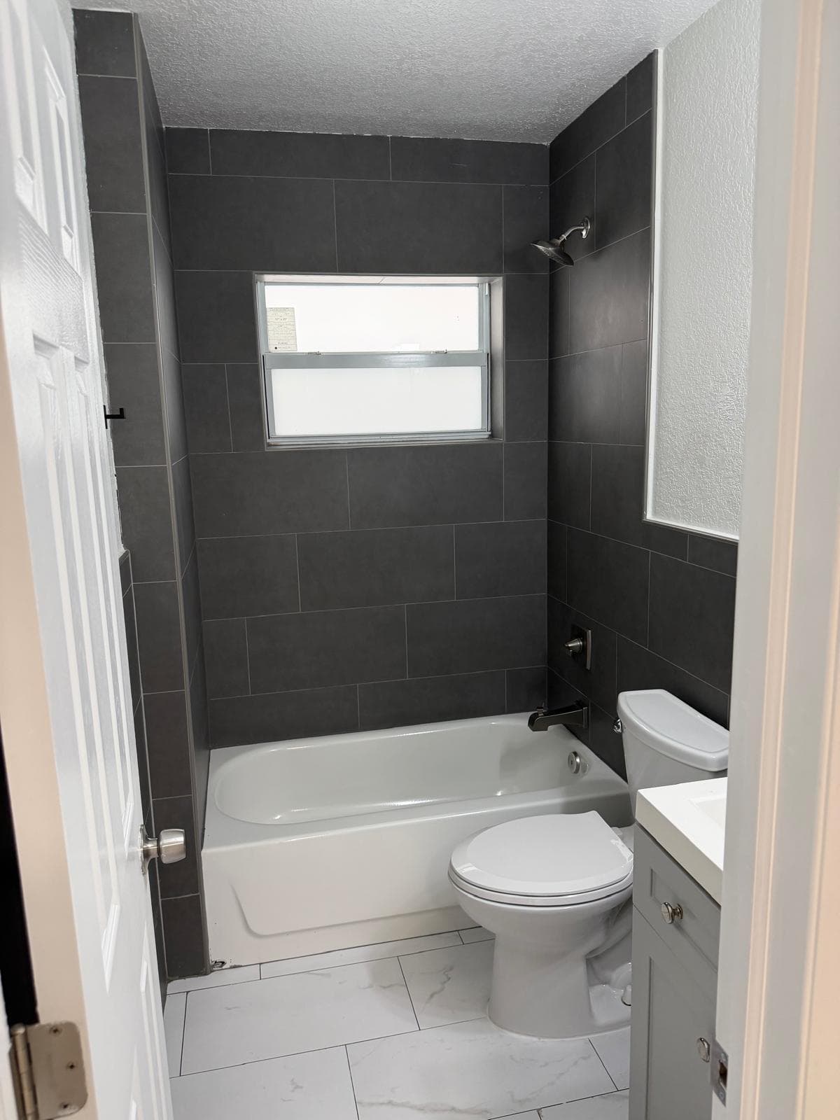 110 NW 7th Avenue 18, Pompano Beach, FL 33060 — photo 14 of 23