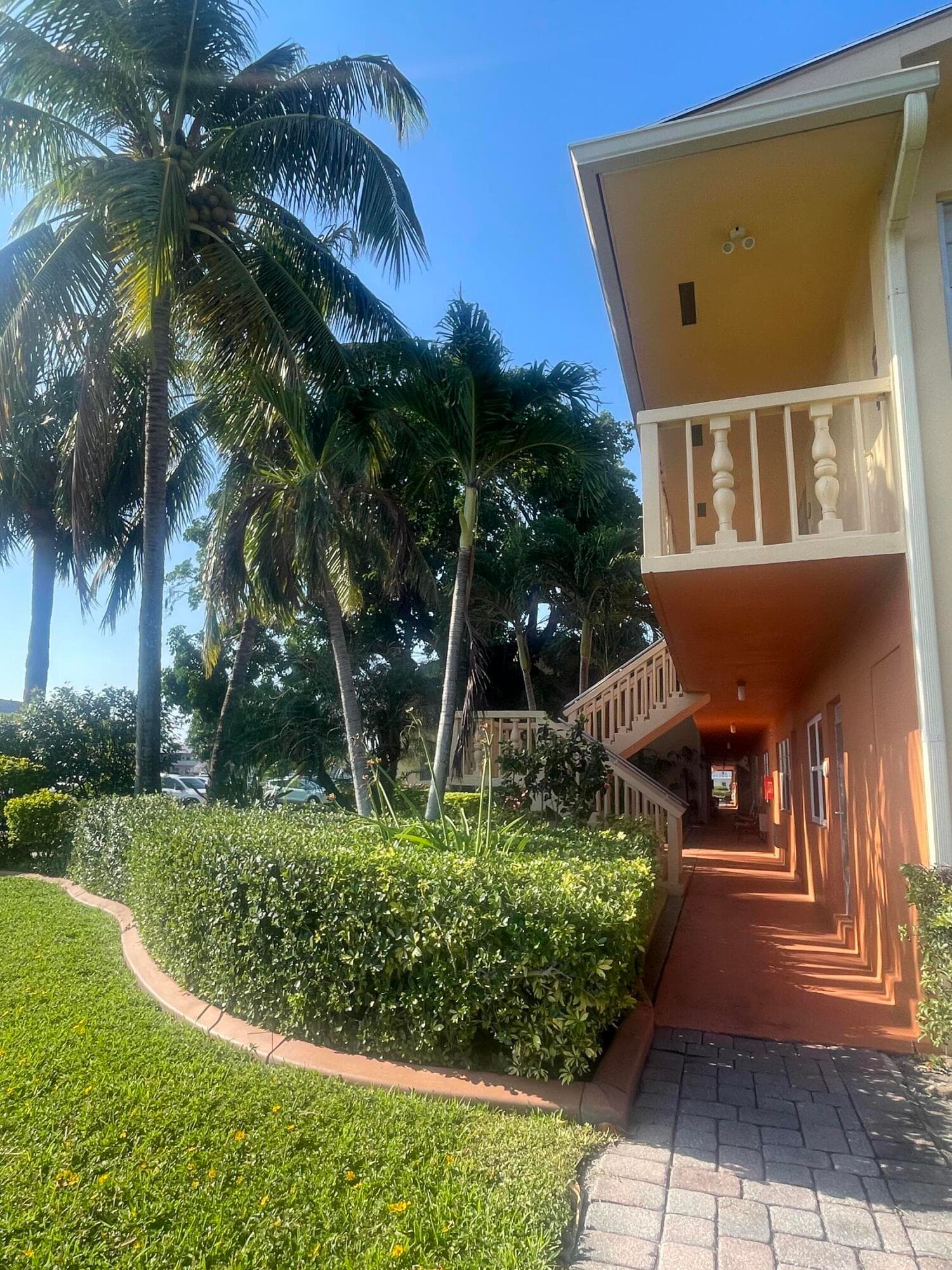 207 Salisbury I, West Palm Beach, FL 33417 — photo 30 of 43
