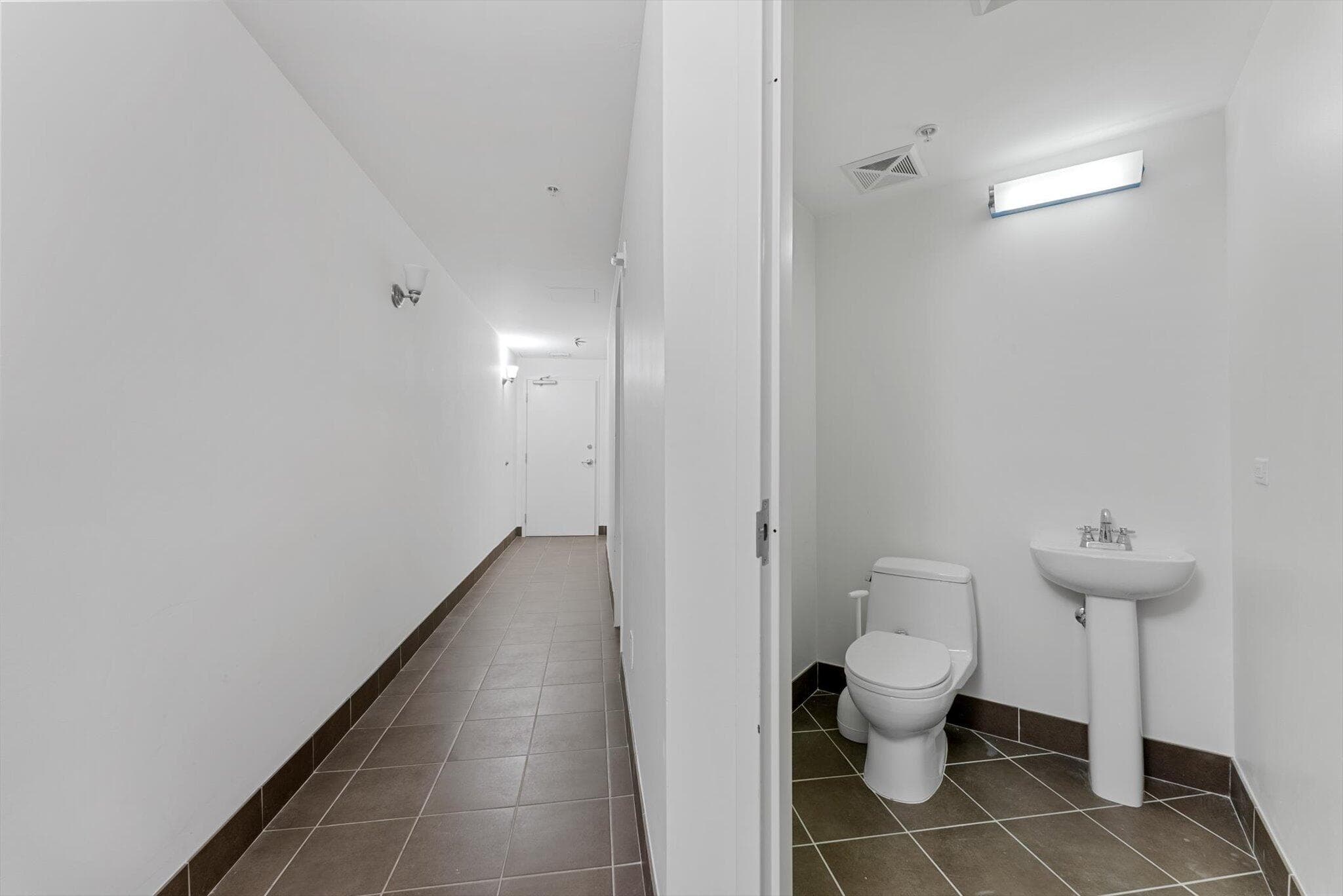 455 E Palmetto Park Road 6e, Boca Raton, FL 33432 — photo 17 of 25