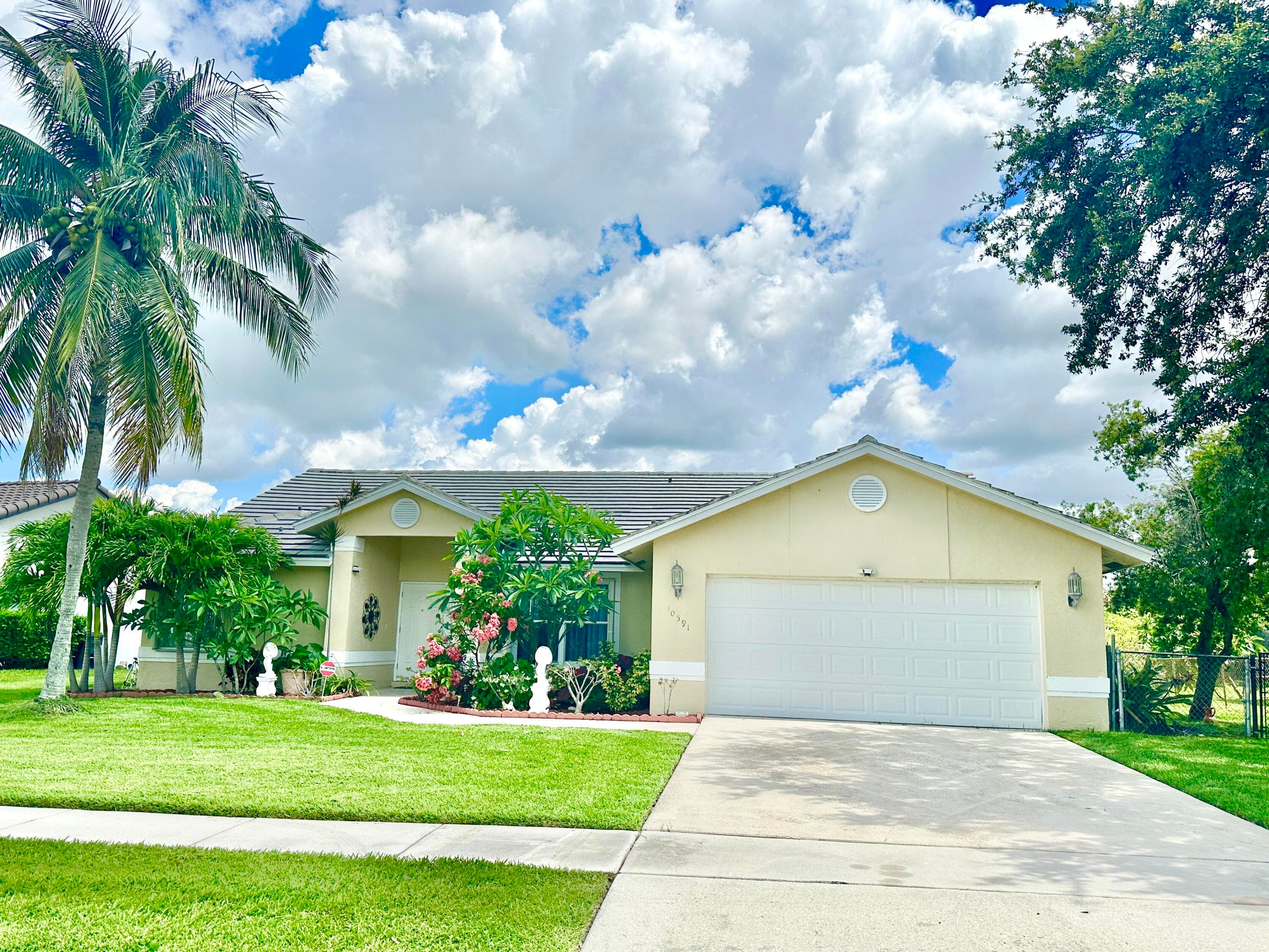 10591 Paso Fino Drive, Wellington, FL 33449 — photo 1 of 13