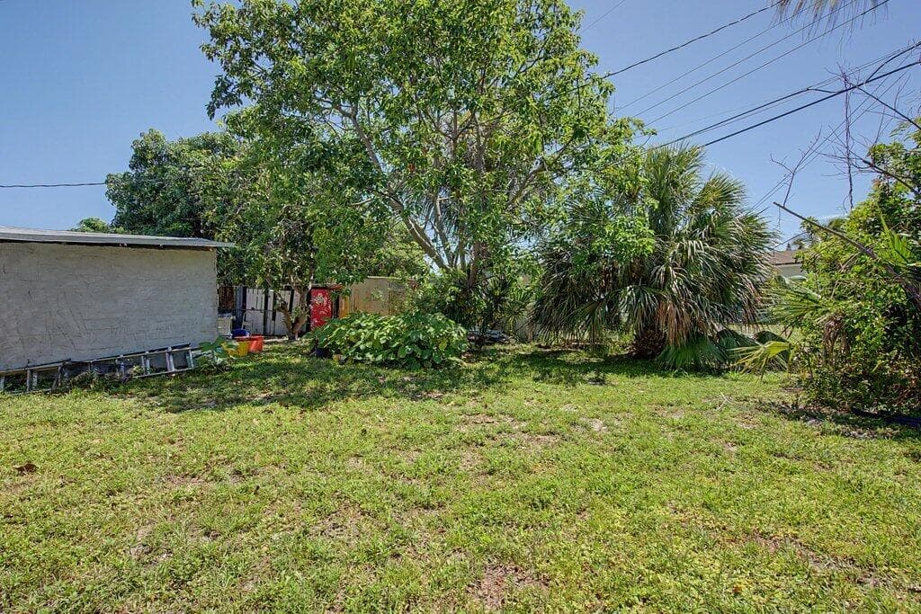 3230 Orange Street, Boynton Beach, FL 33435 — photo 35 of 40