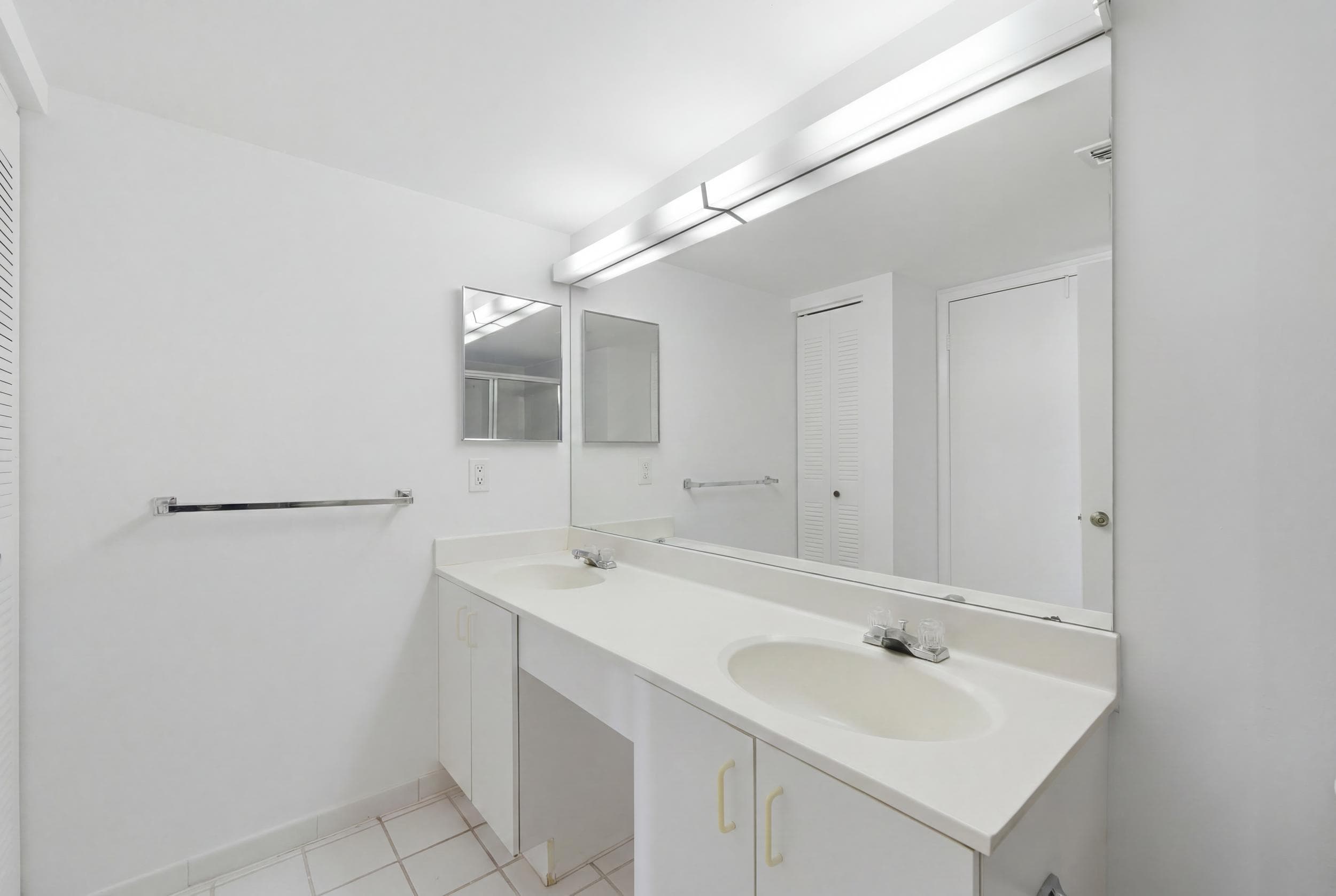3300 192nd Street NE 1201, Aventura, FL 33180 — photo 25 of 33