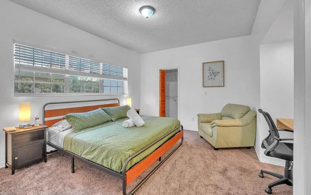 1085 98th Street 1, Bay Harbor Islands, FL 33154 — photo 8 of 9