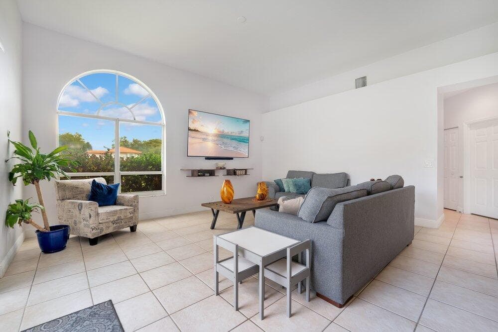 5005 NW 57th Terrace, Coral Springs, FL 33067 — photo 11 of 34