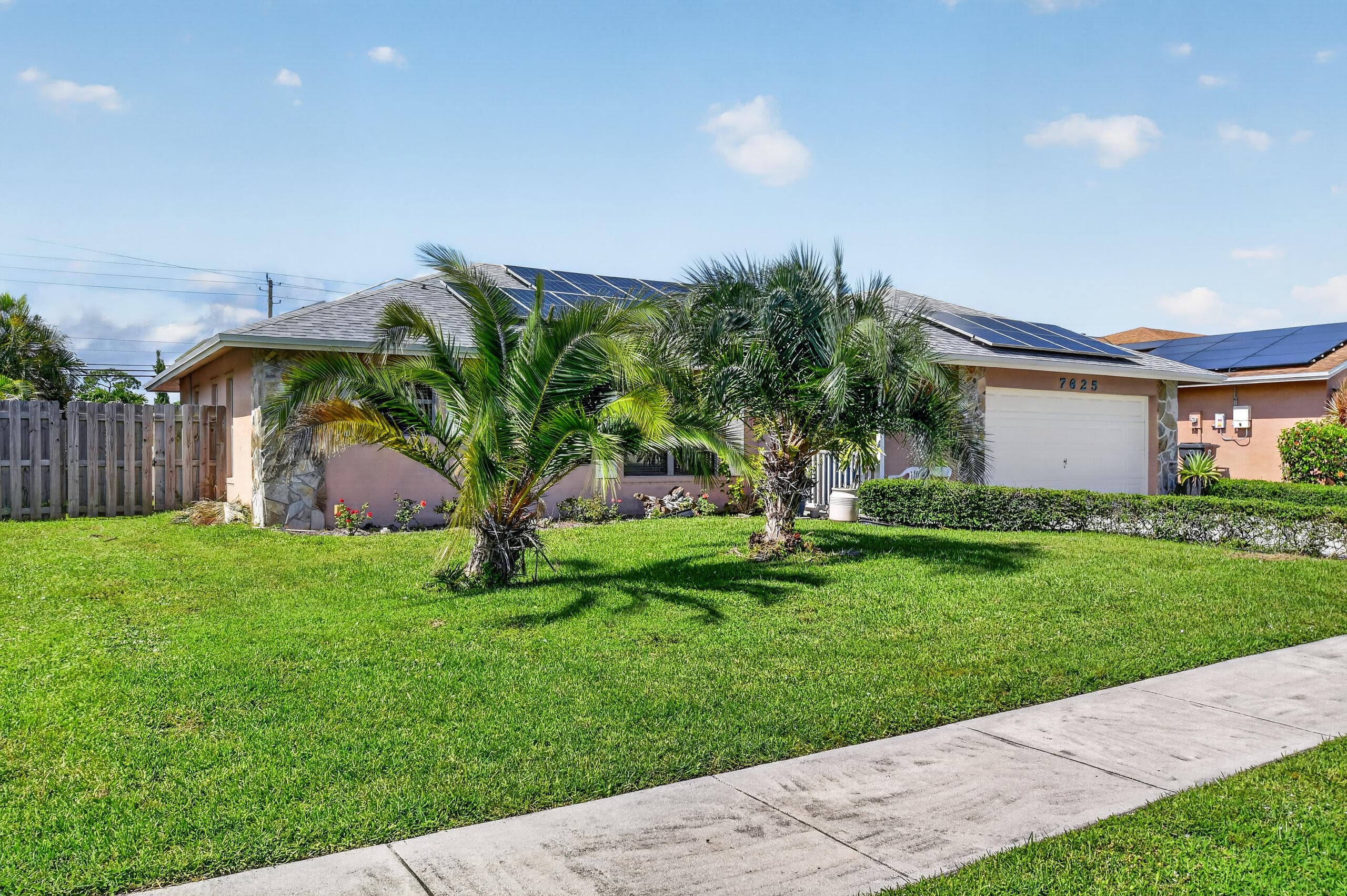 7625 Woodland Creek Lane, Lake Worth, FL 33467 — photo 3 of 54
