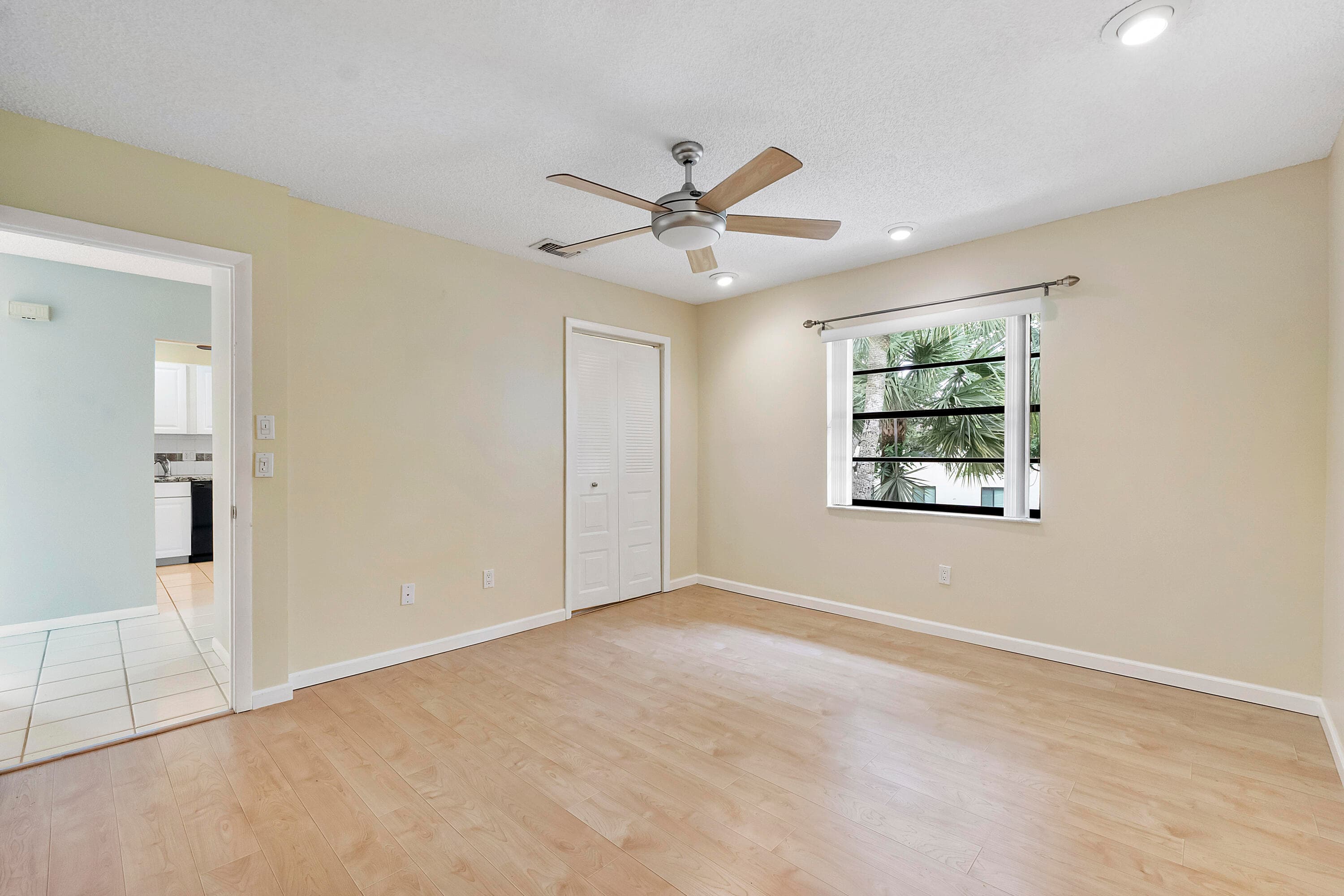 21852 Arriba 6-h, Boca Raton, FL 33433 — photo 18 of 42
