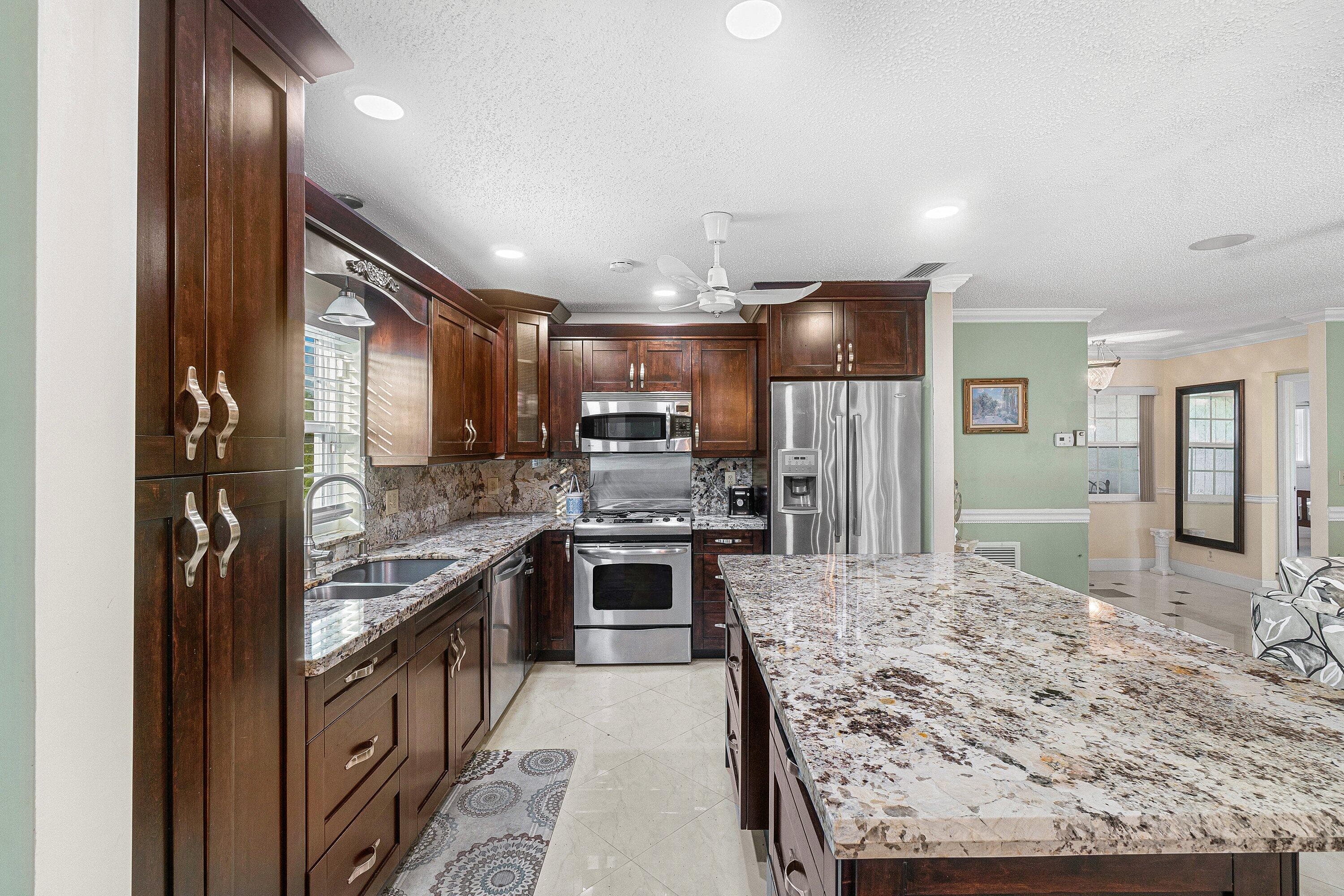 13297b Vía Vulcanus, Delray Beach, FL 33484 — photo 16 of 47