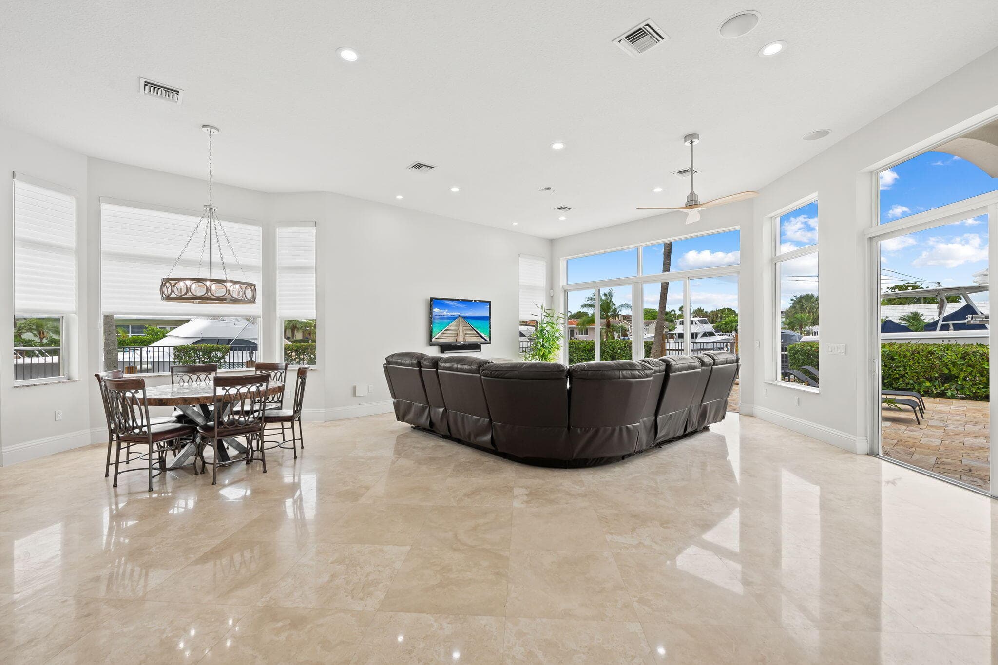 1261 NE 27th Way, Pompano Beach, FL 33062 — photo 17 of 86