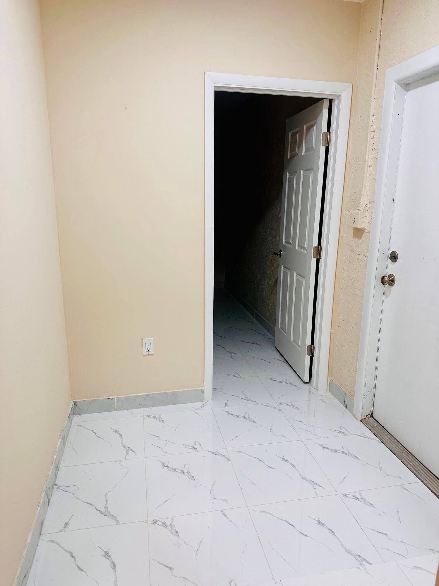 6245 Saxon Boulevard, West Palm Beach, FL 33417 — photo 15 of 23