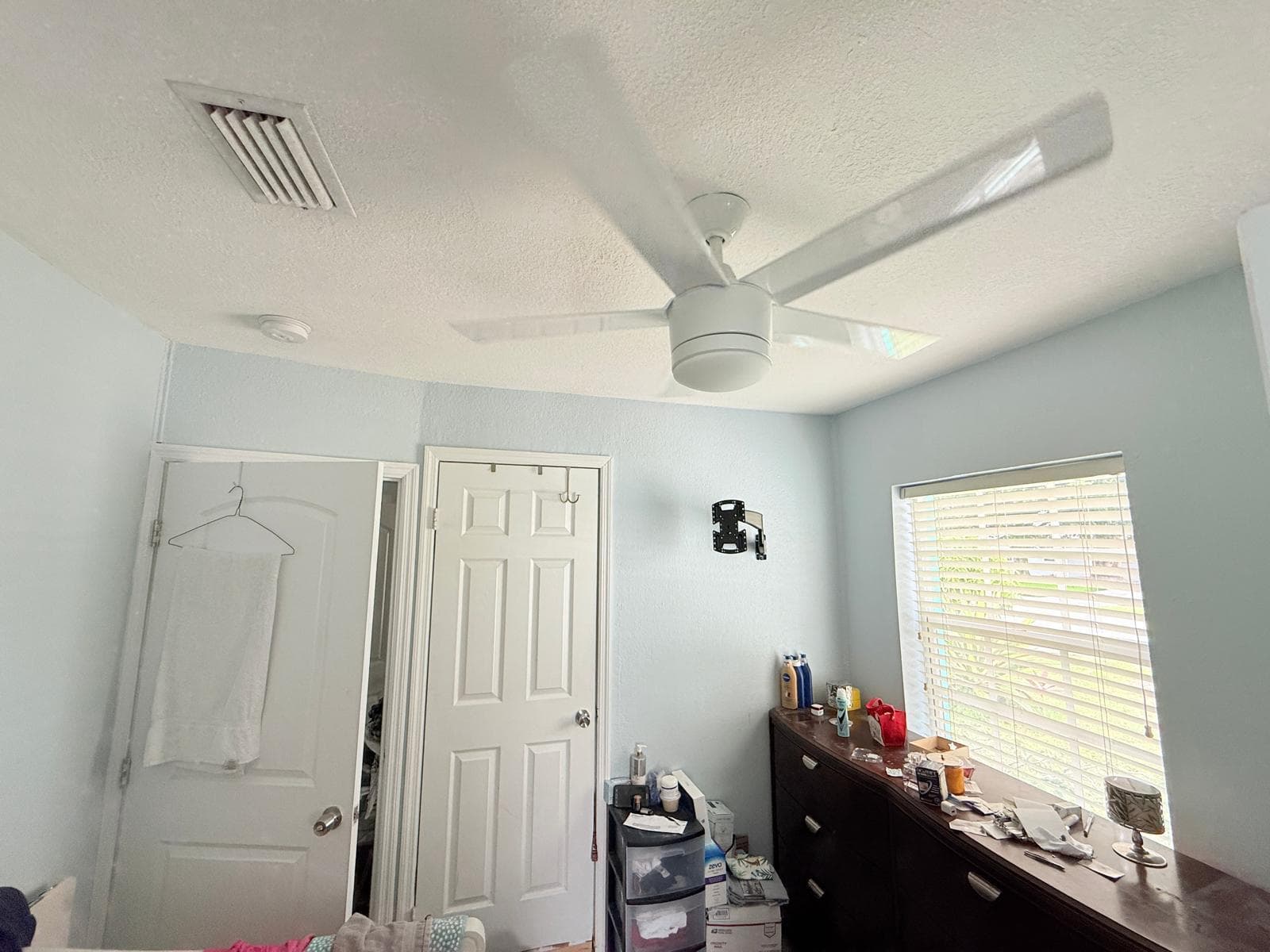 320 W 29th Street, Riviera Beach, FL 33404 — photo 12 of 28