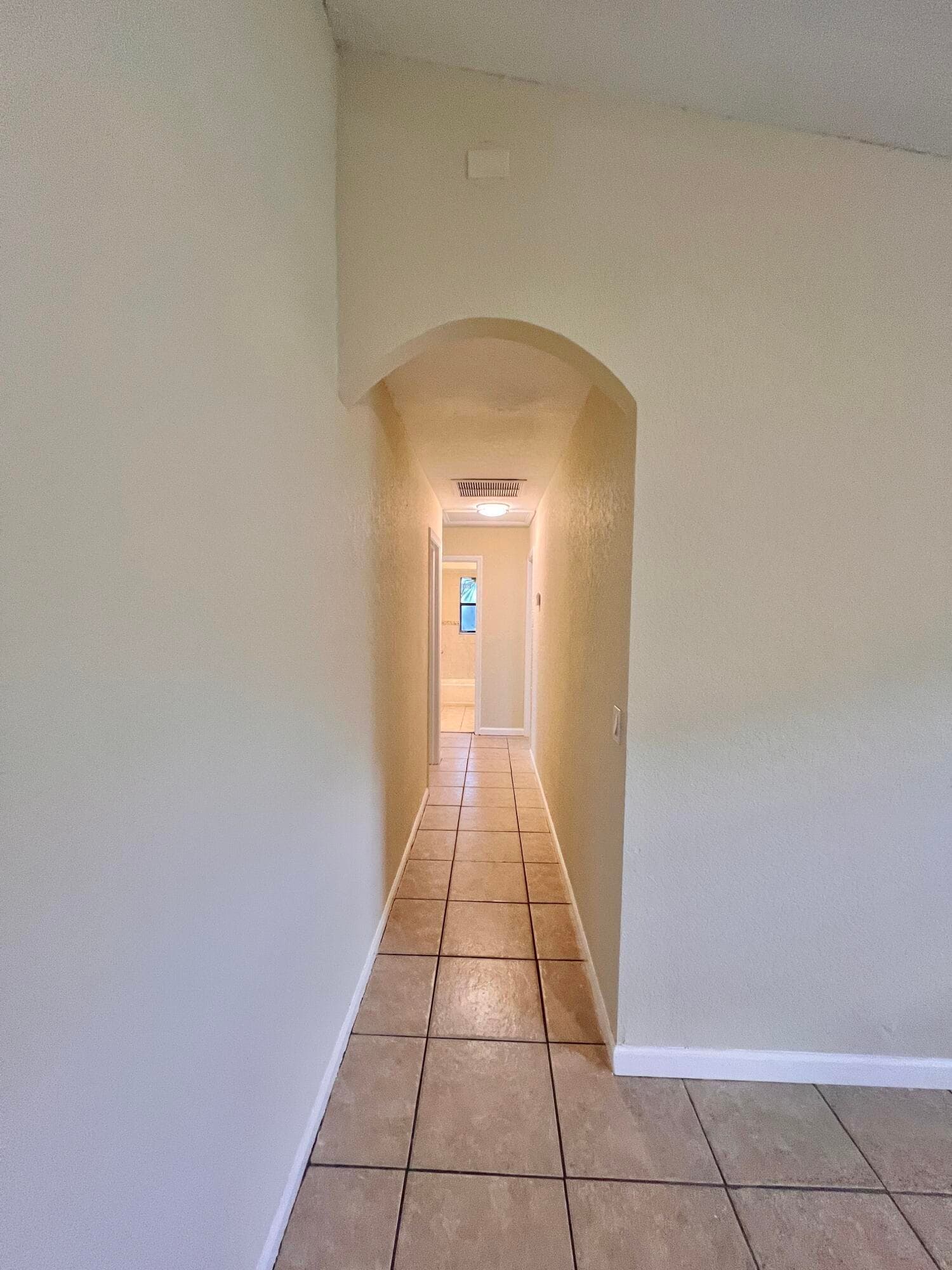423 Glenwood Drive, West Palm Beach, FL 33415 — photo 6 of 24