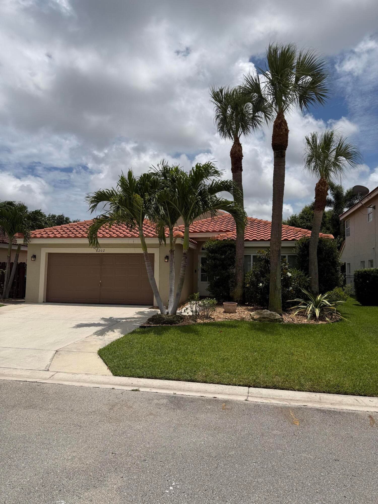8202 White Rock Circle, Boynton Beach, FL 33436 — photo 3 of 39